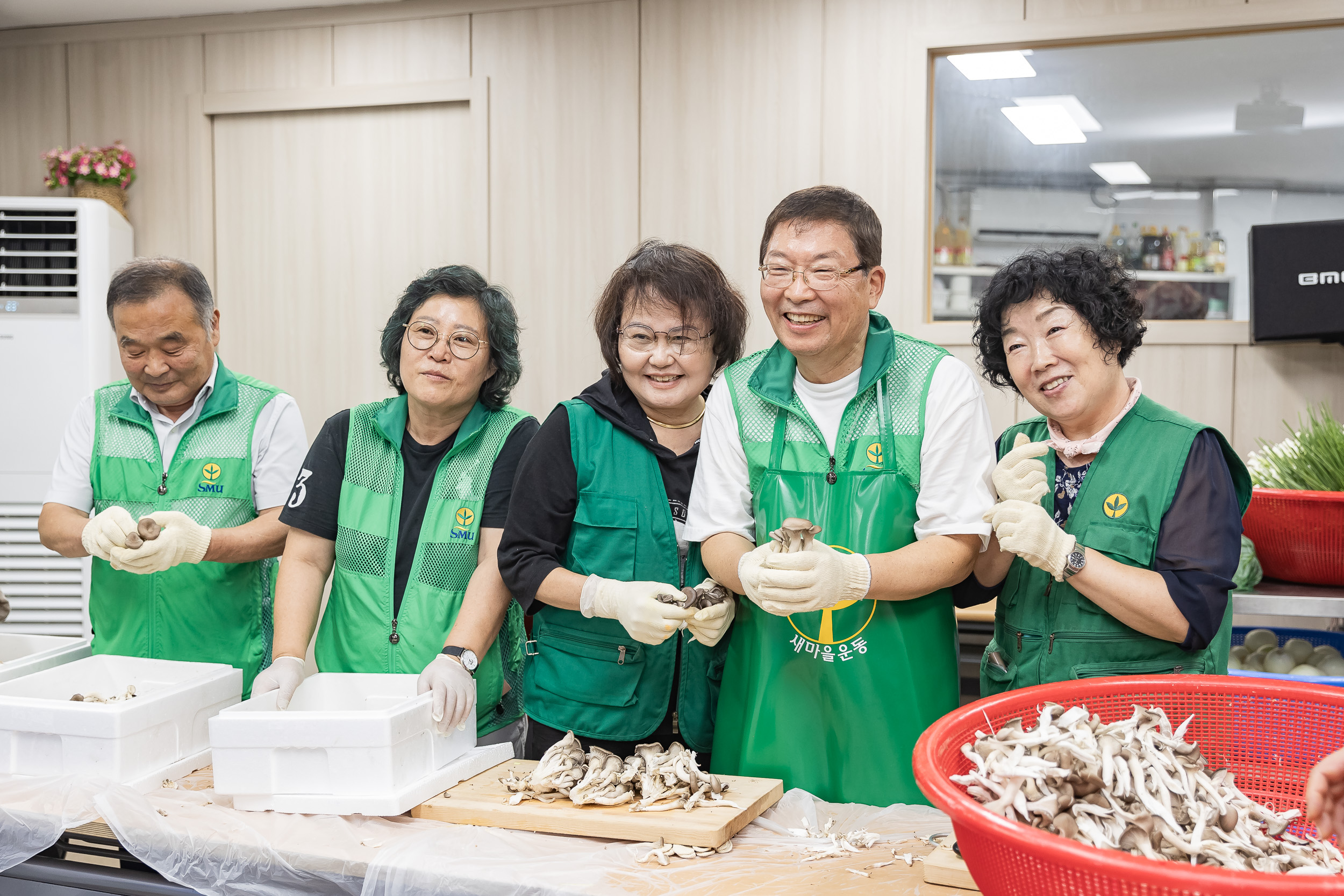 20240911-추석맞이 관내어르신 사랑의 밑반찬 만들어드리기 240911-1163_G_224233.jpg