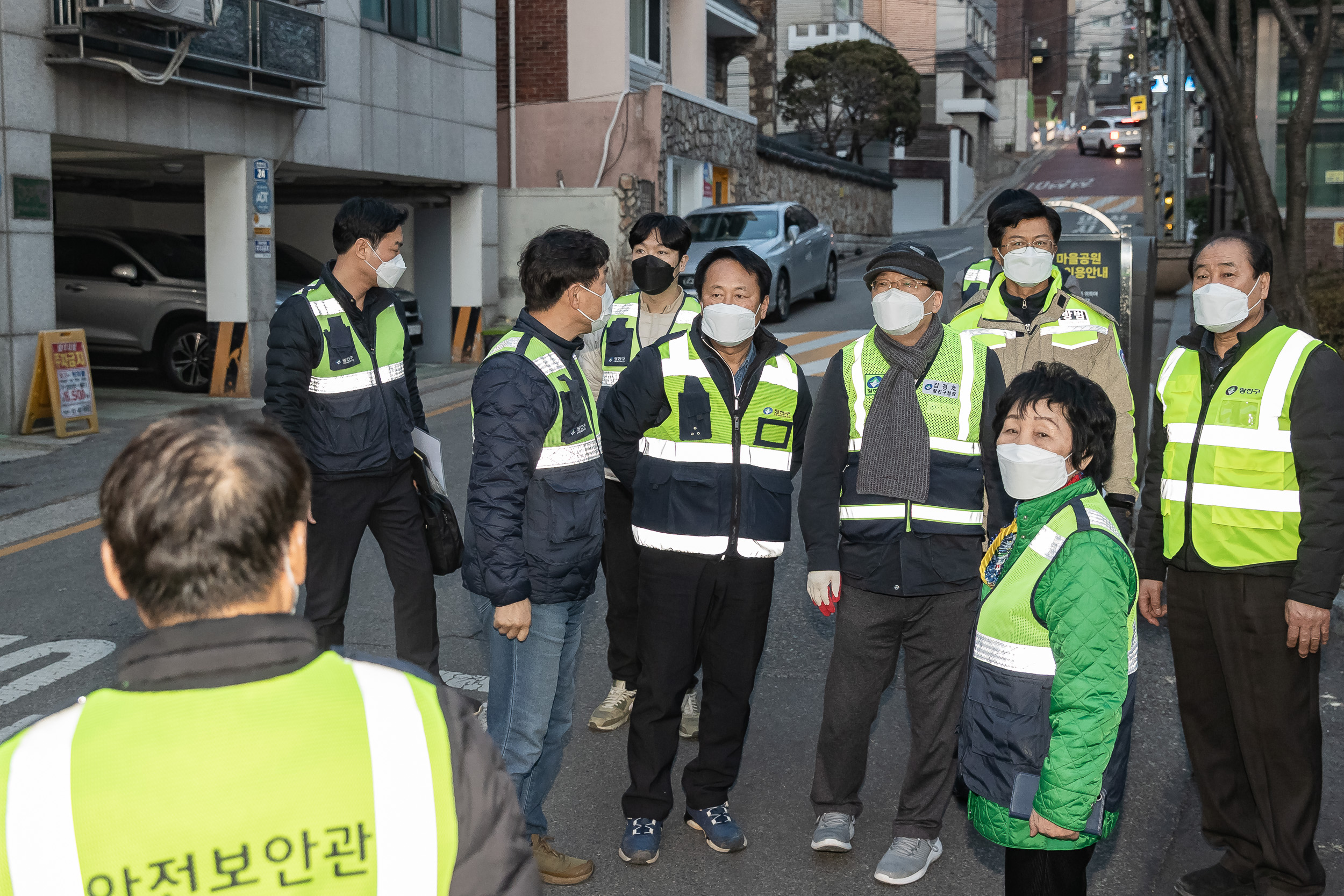 20250311-2025년 광진구 주민합동 야간순찰(중곡3동) 20250311-19986_L_191759.jpg