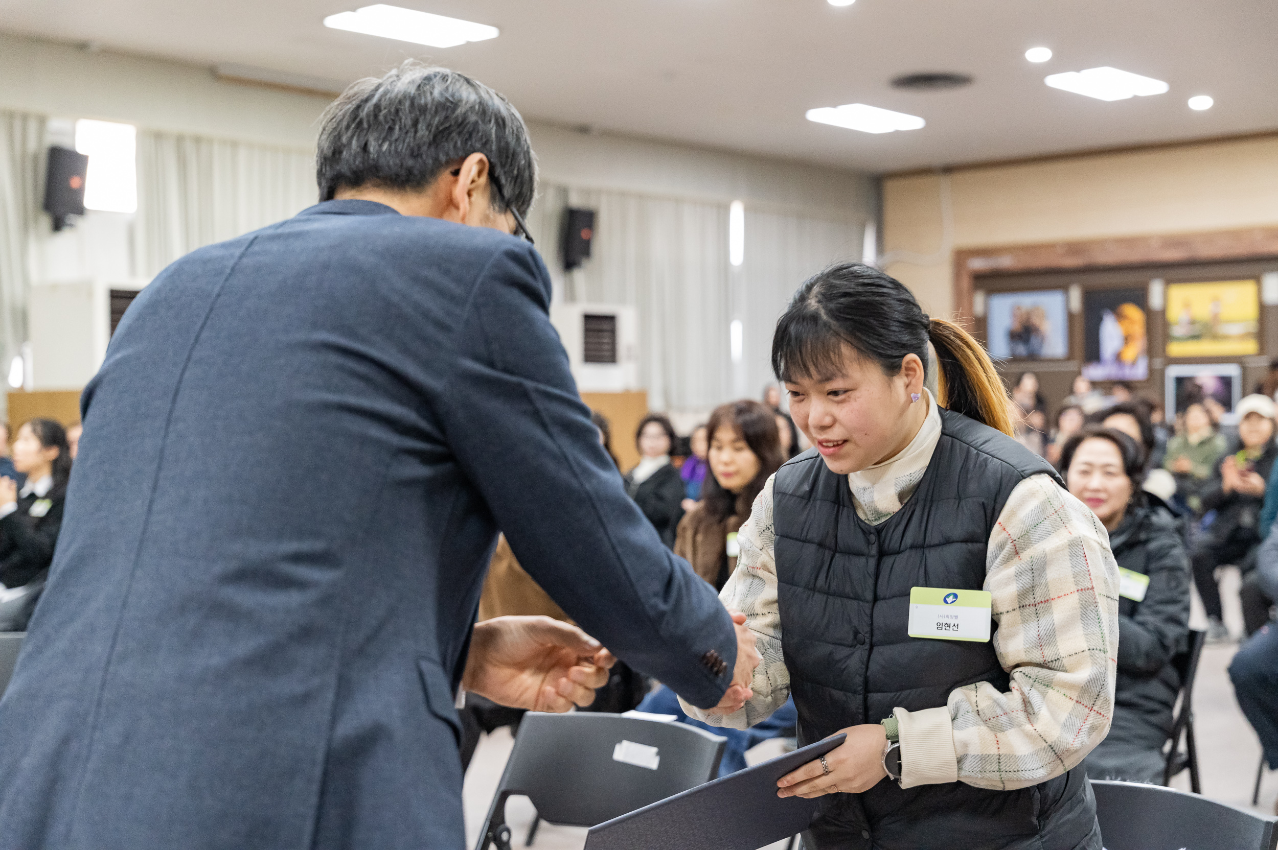 20250224-2025년도 2월 정기 구민표창 수여식 20250214-6997_L_132010.jpg