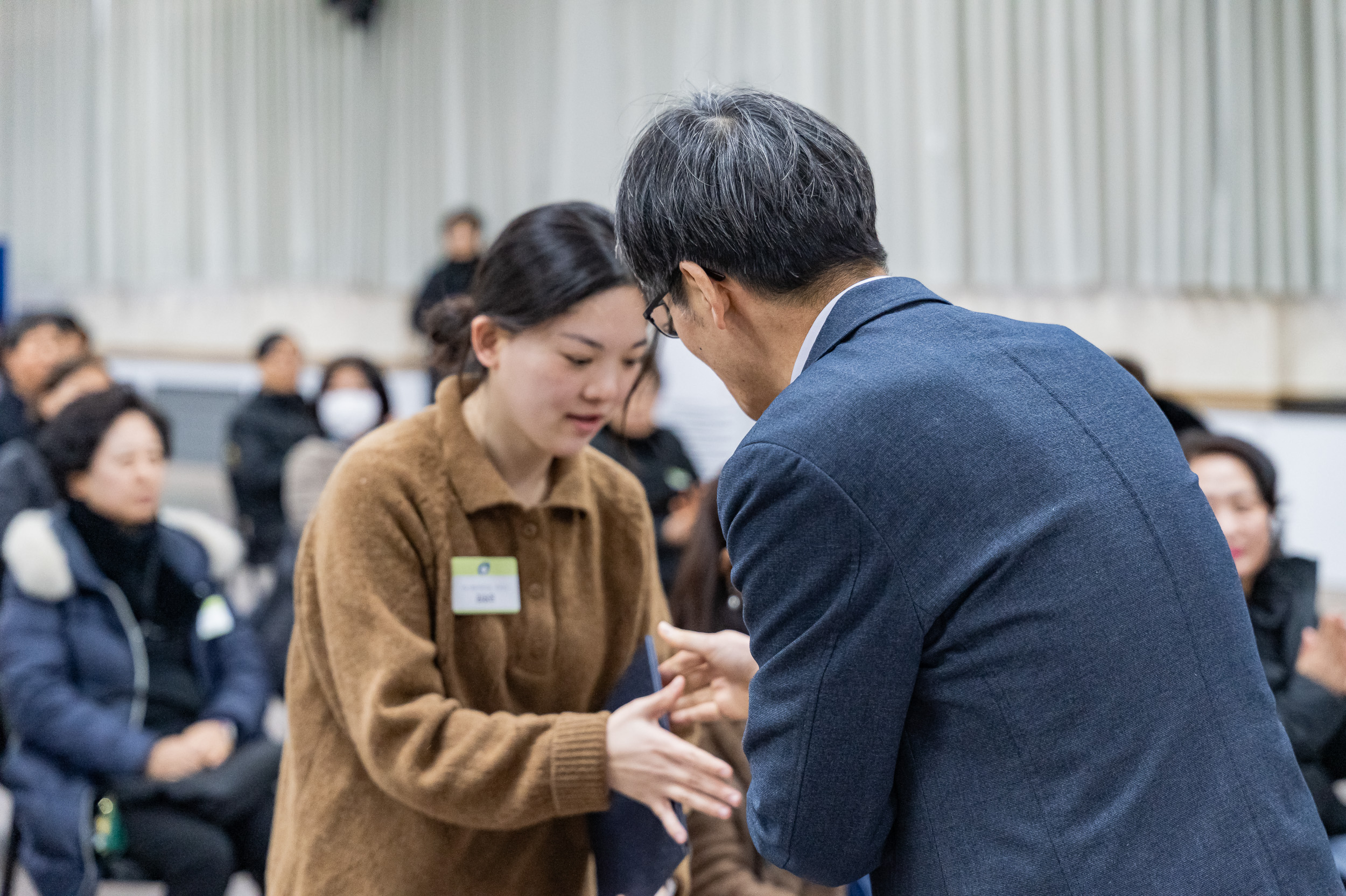 20250224-2025년도 2월 정기 구민표창 수여식 20250214-7077_L_132012.jpg