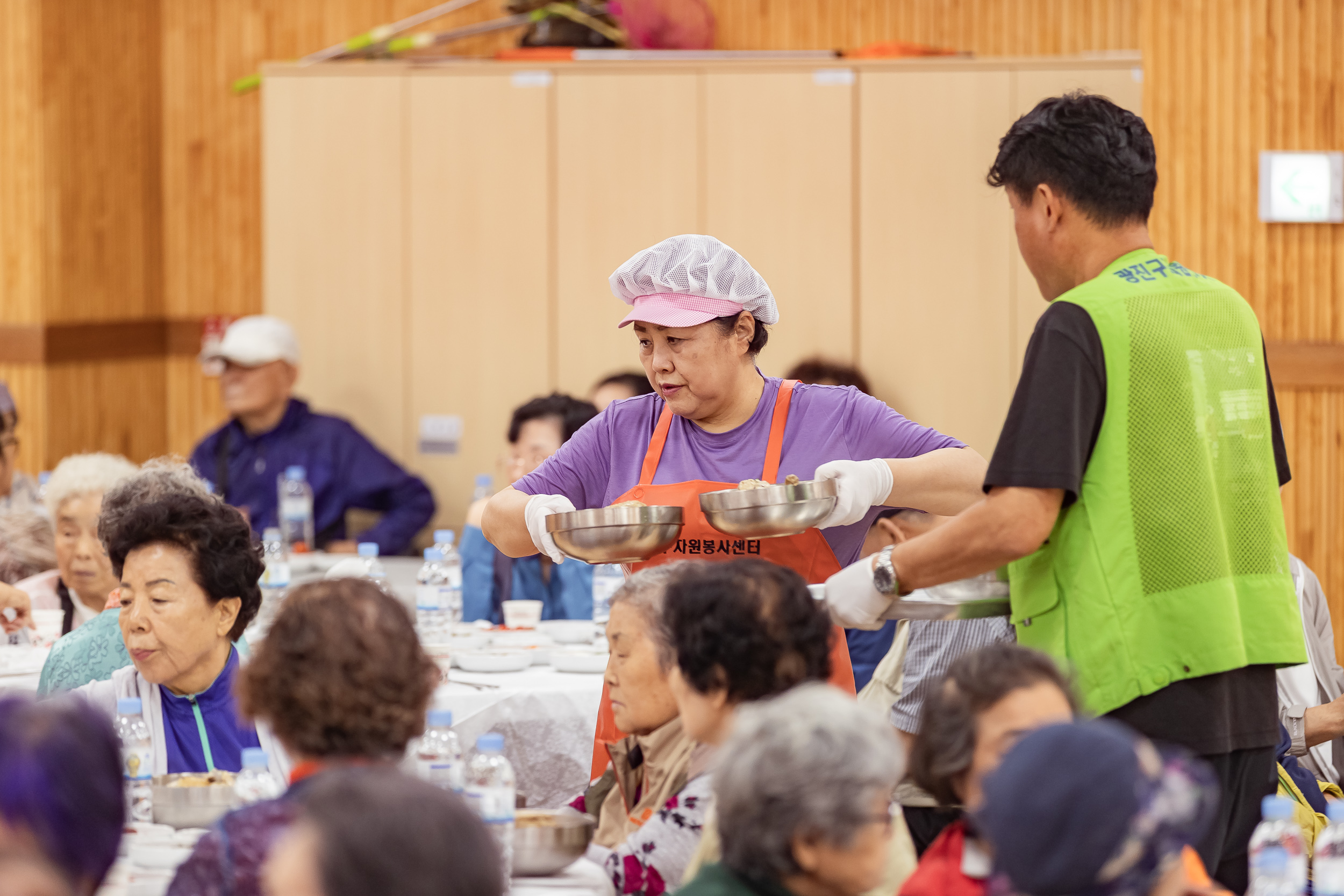 20250923-구의1동 자원봉사캠프 삼계탕 나눔 20250923-37933_L_161209.jpg