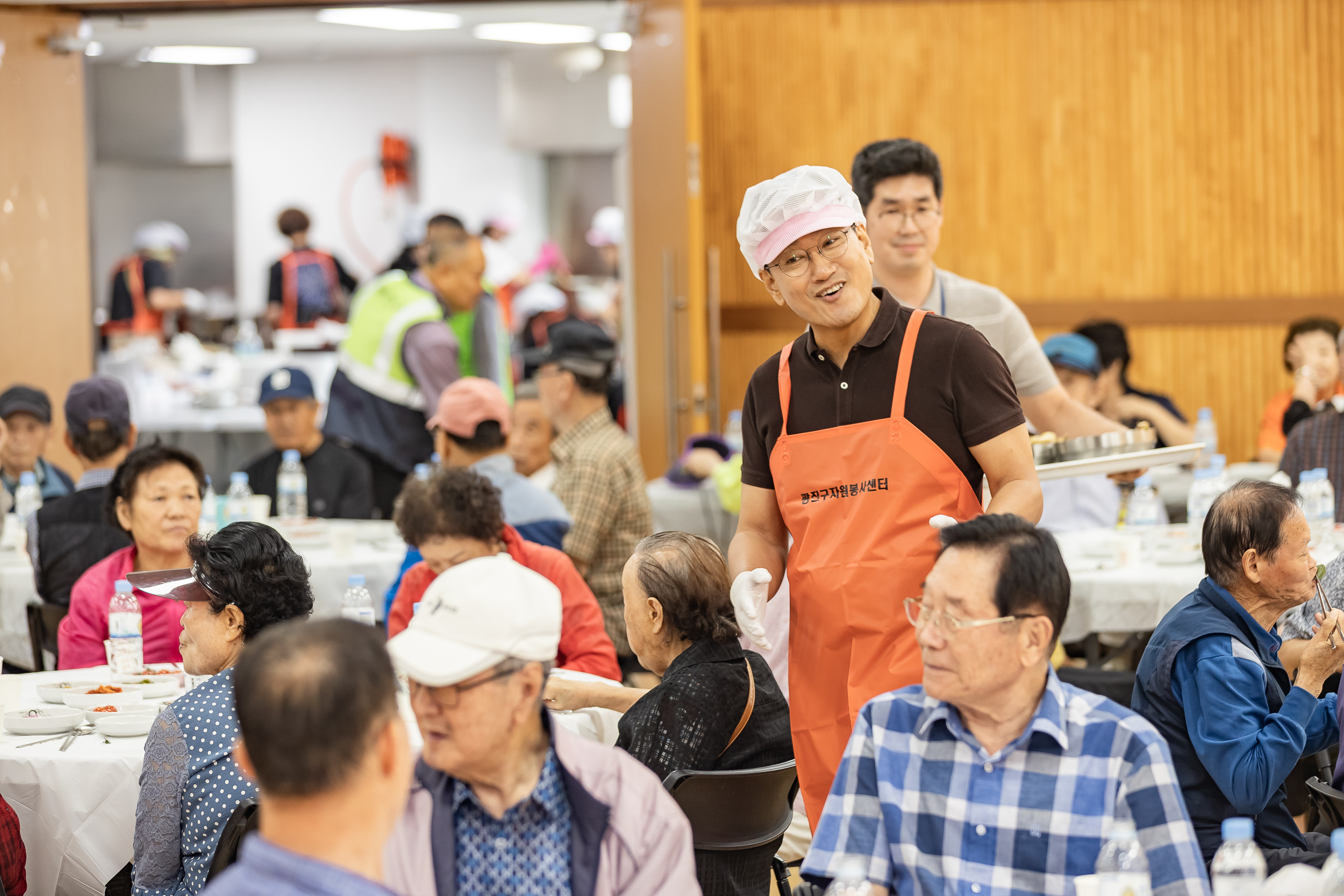 20250923-구의1동 자원봉사캠프 삼계탕 나눔 20250923-37940_L_161209.jpg
