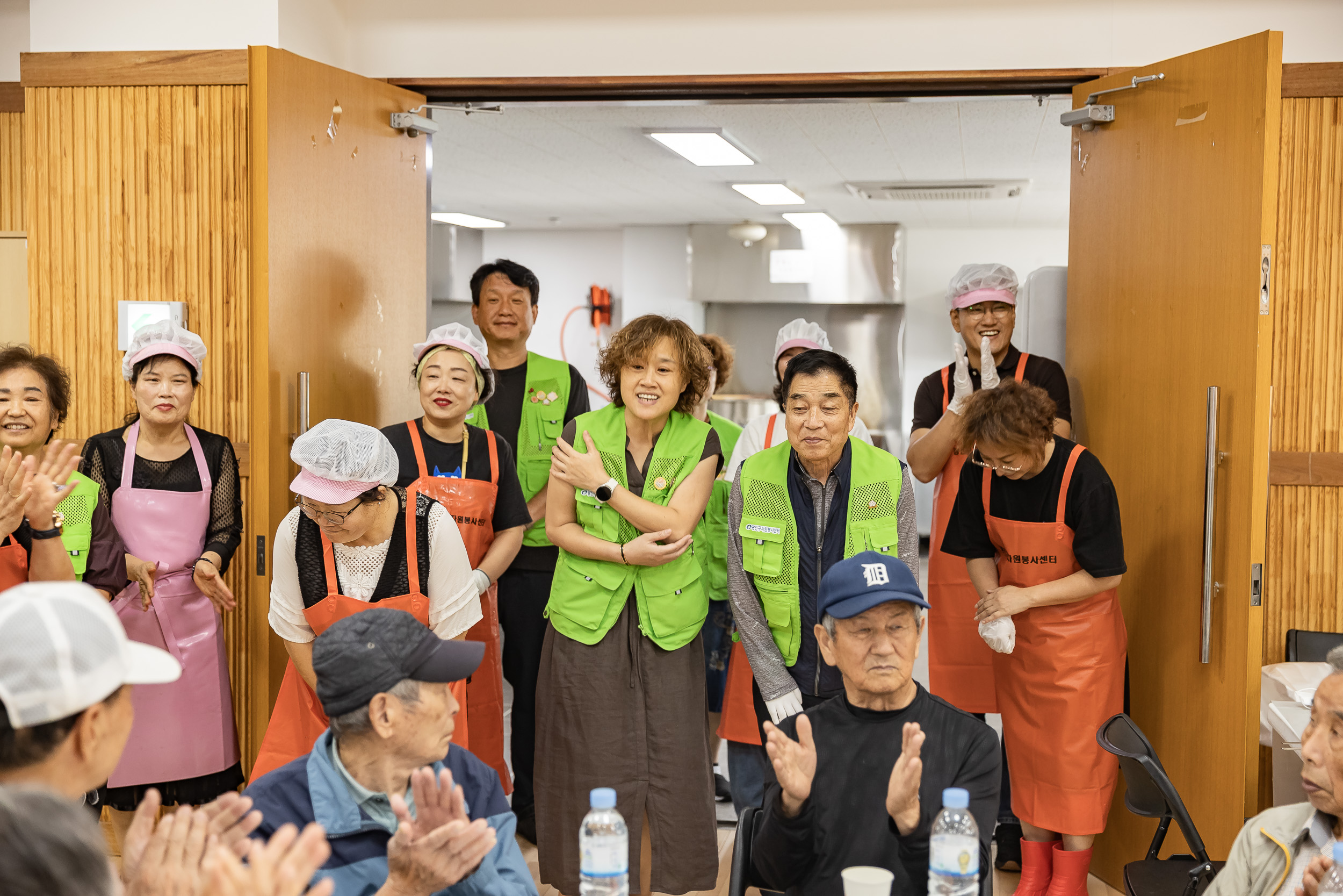 20250923-구의1동 자원봉사캠프 삼계탕 나눔 20250923-37827_L_161209.jpg