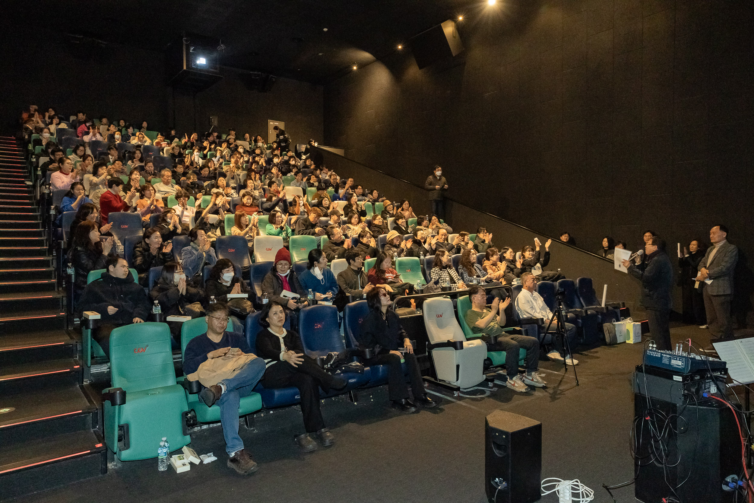 20251127-광진구노동복지센터 문화영화제 20251127-17811_L_130334.jpg