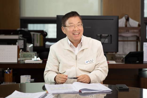 20251014-서울신문과 인터뷰중인 광진구청장