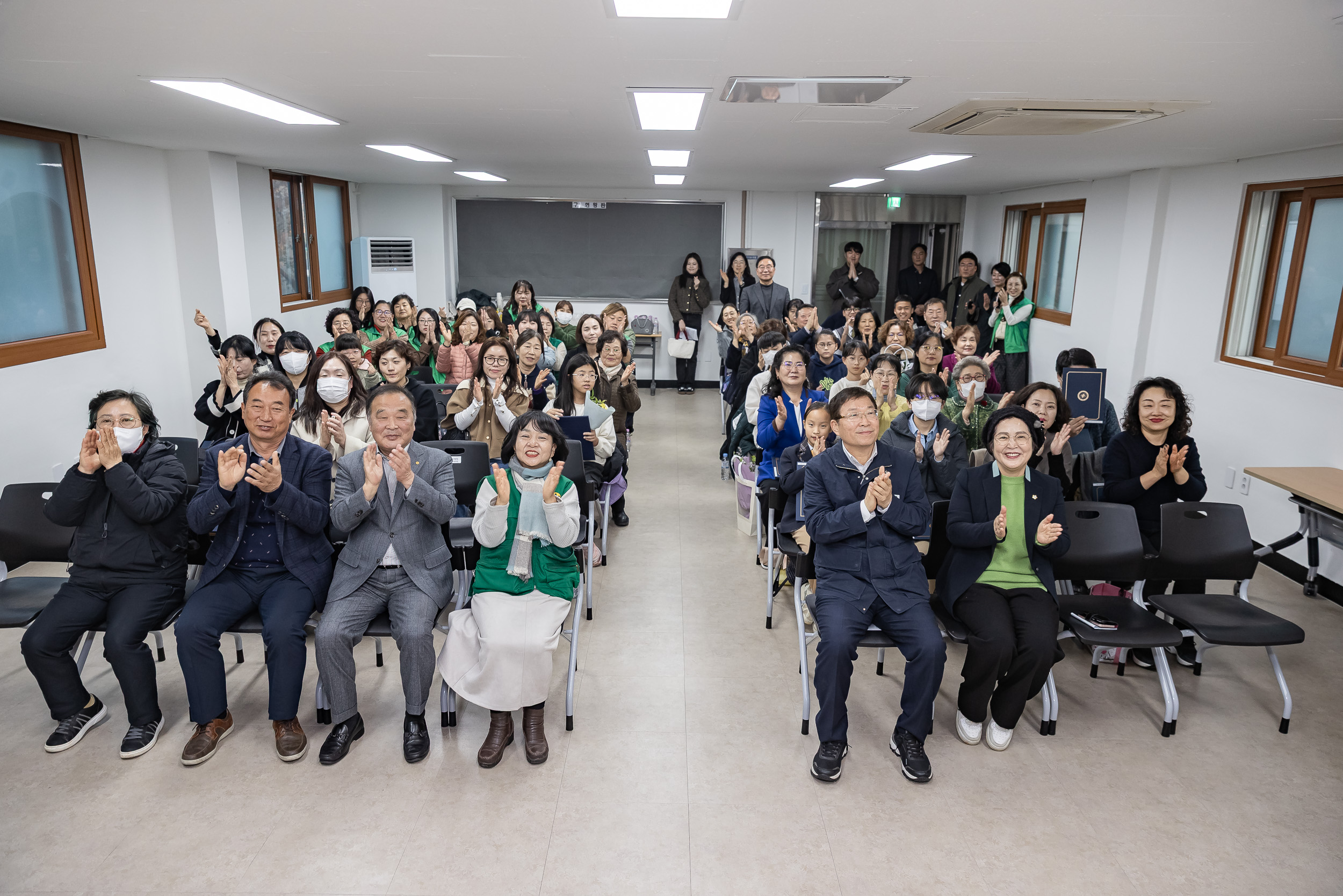 20251120-제30회 광진구민 독서경진대회 시상식 20251120-11341_L_085533.jpg