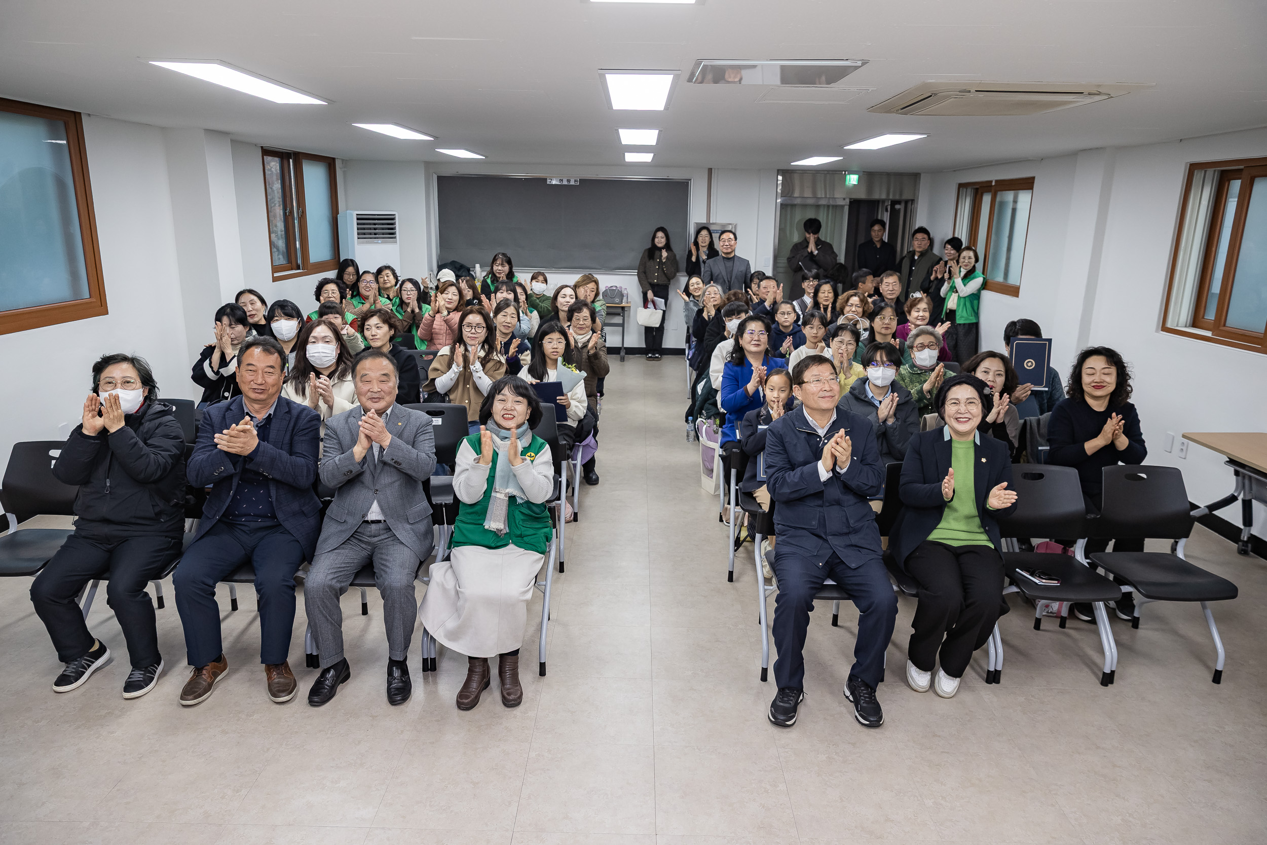 20251120-제30회 광진구민 독서경진대회 시상식 20251120-11344_L_085533.jpg