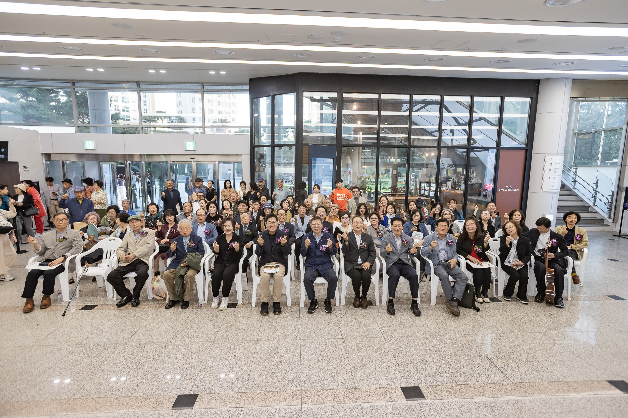 20251016-2025 제30회 광진예술인초대전 20251016-58517_L_202817.jpg