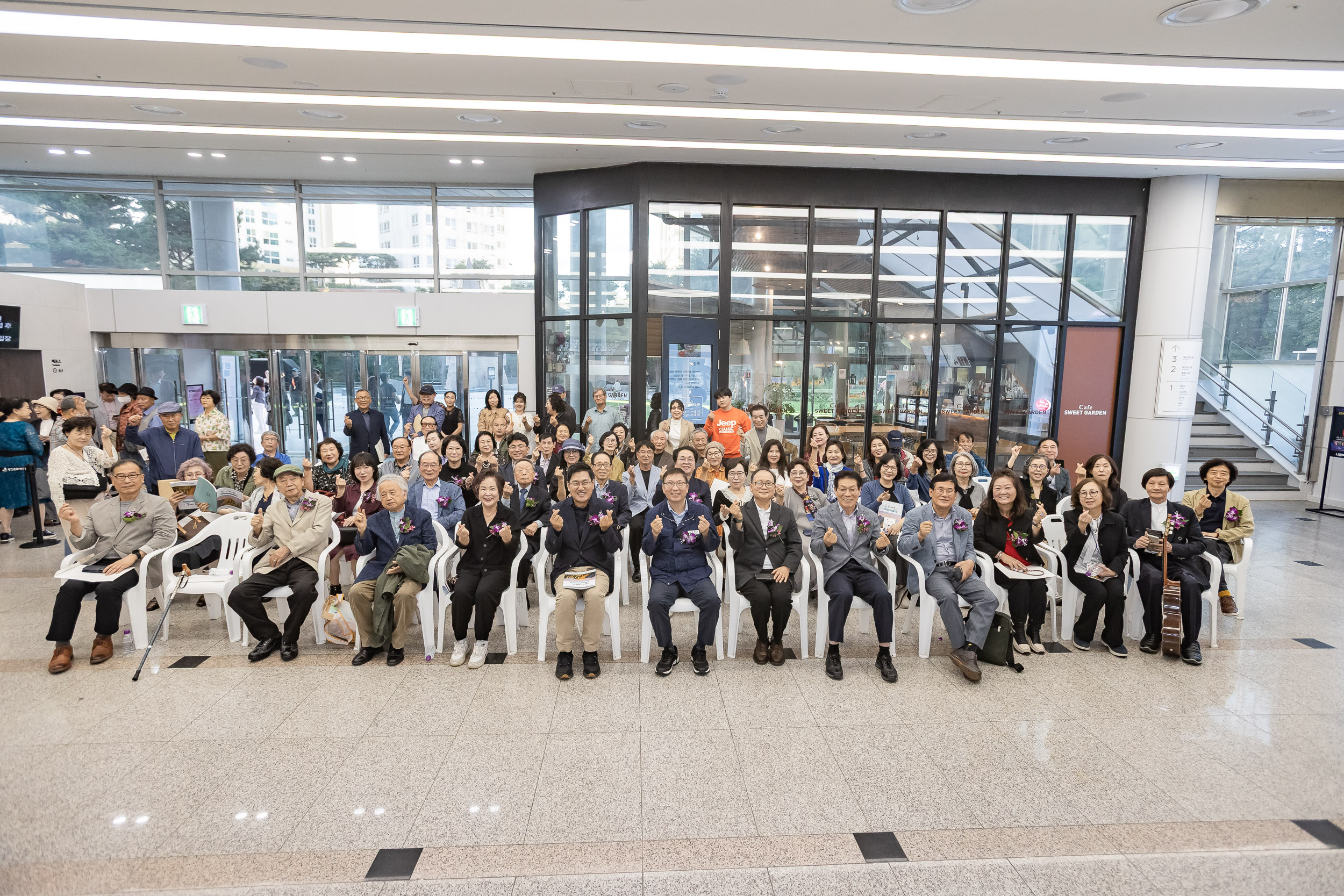 20251016-2025 제30회 광진예술인초대전 20251016-58524_L_202817.jpg