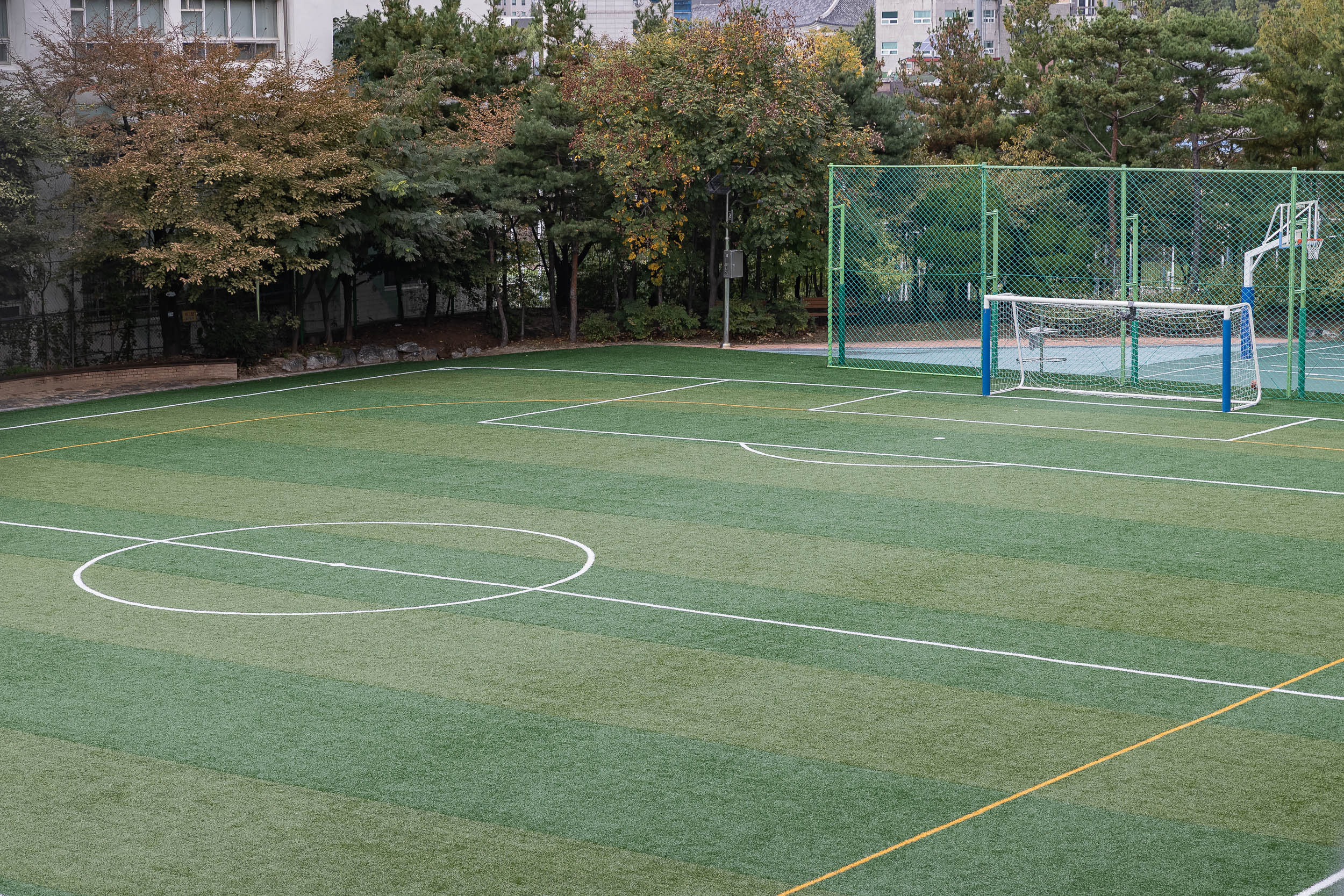 20251020-인조잔디 운동장 조성기념 구의중학교 방문 20251020-62012_L_172139.jpg