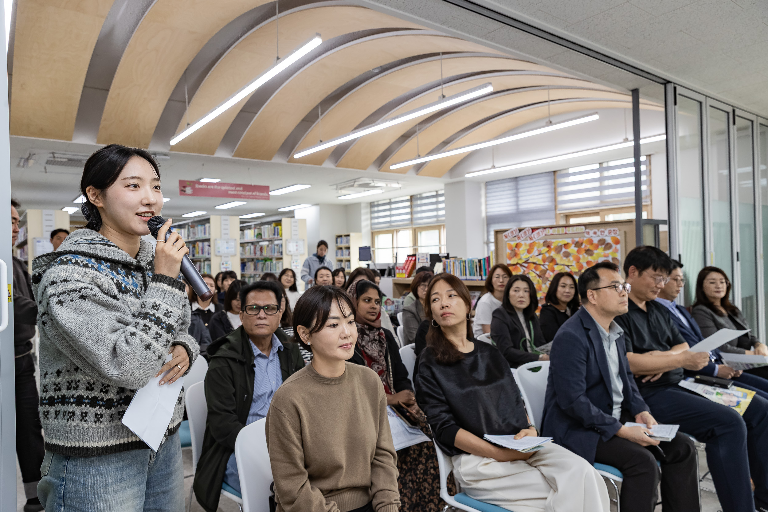 20251020-인조잔디 운동장 조성기념 구의중학교 방문 20251020-62173_L_172140.jpg