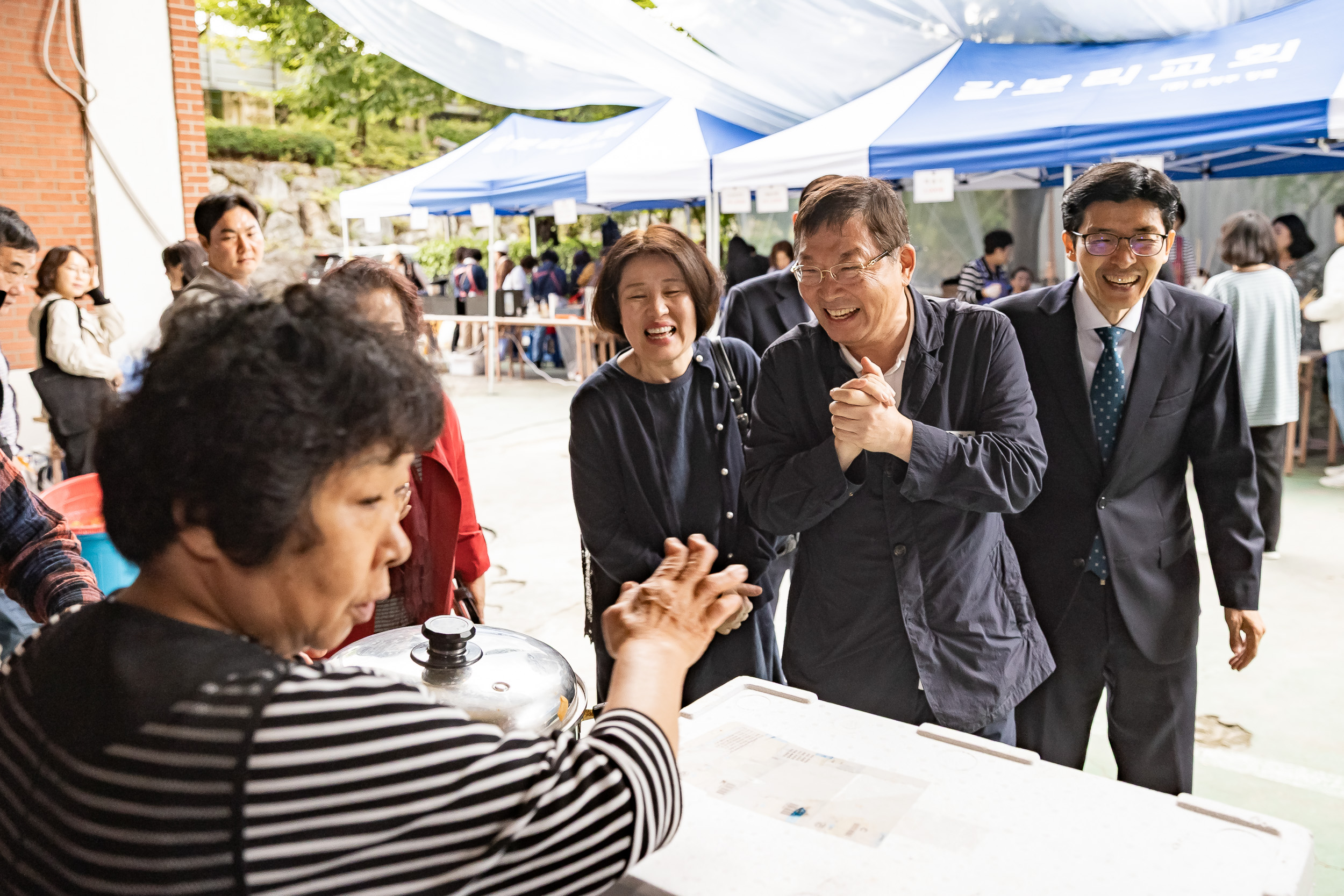20251018-난치병 환우의 치료를 통한 생명 살리기 제3차 갈보리교회 사랑의 장터 20251018-61146_L_203417.jpg