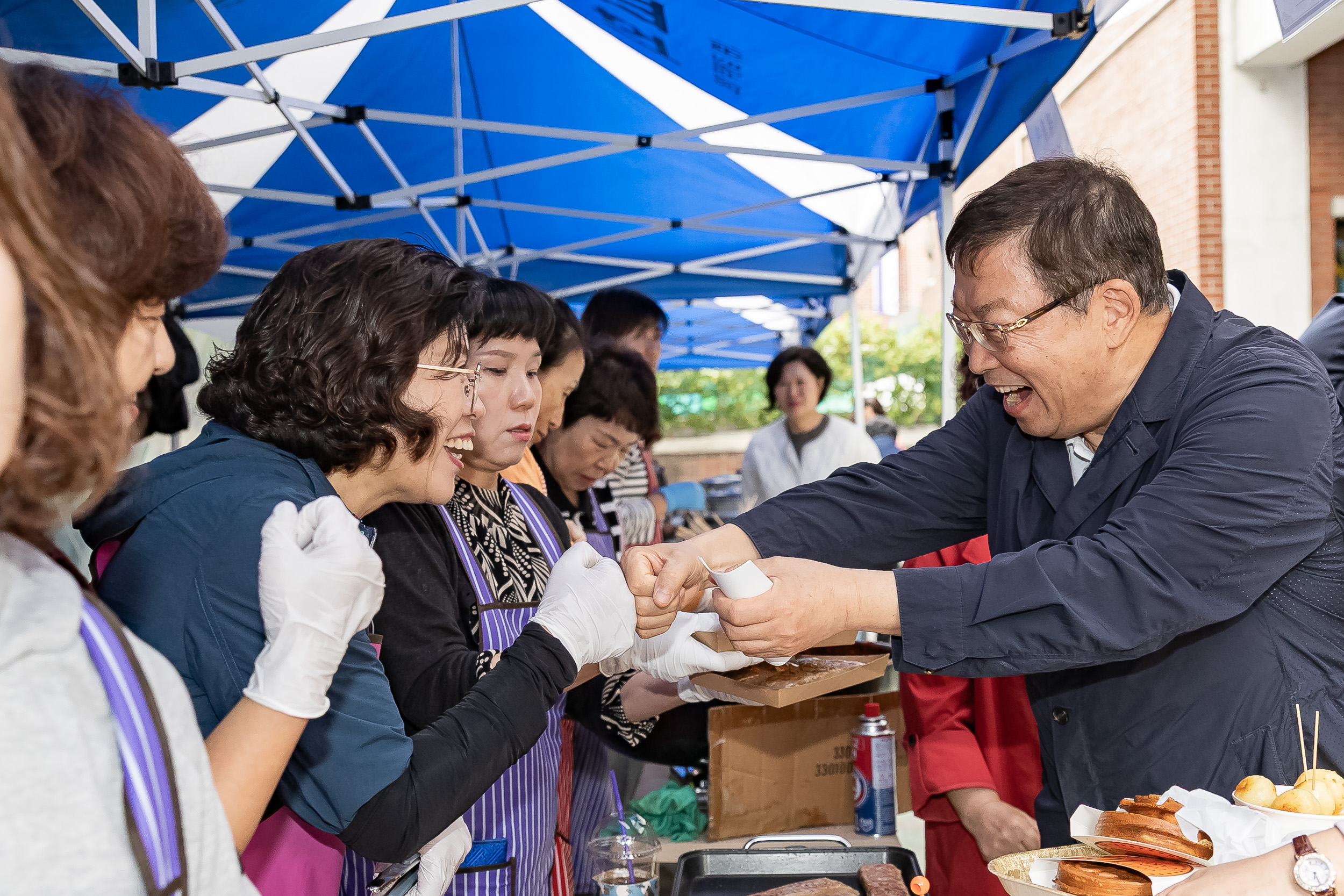 20251018-난치병 환우의 치료를 통한 생명 살리기 제3차 갈보리교회 사랑의 장터 20251018-61211_L_203417.jpg