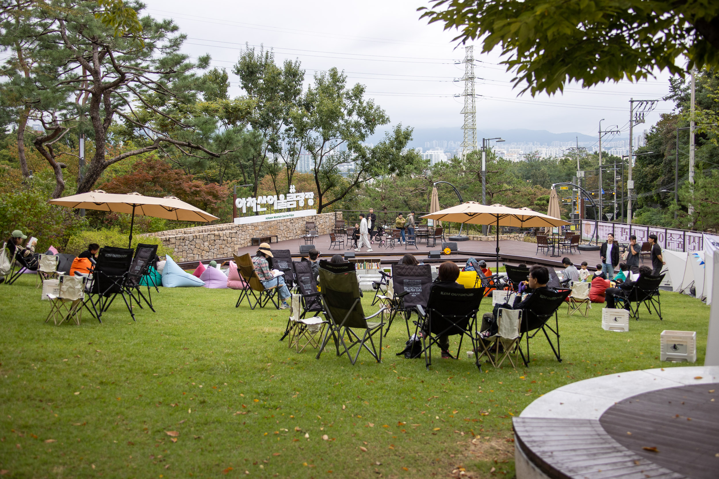 20251012-가을날 아차산숲속 야외도서관 20251012-54320_L_154444.jpg