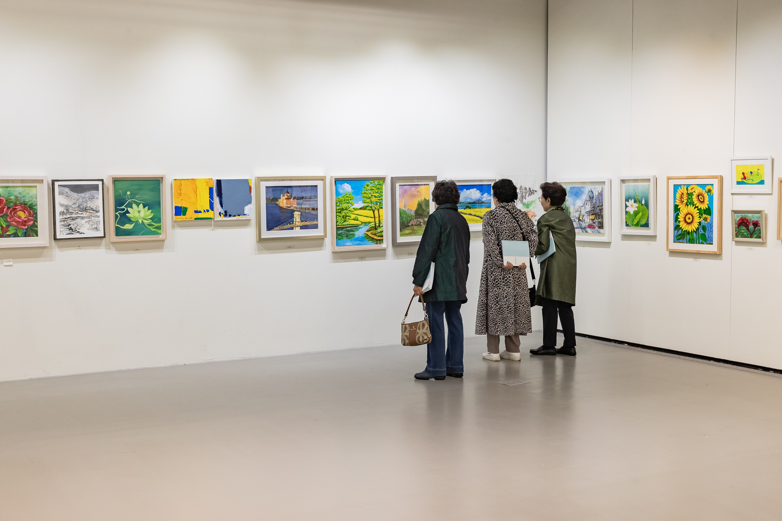 20251022-제24회 광나루사생회 정기전 20251022-65696_L_173052.jpg