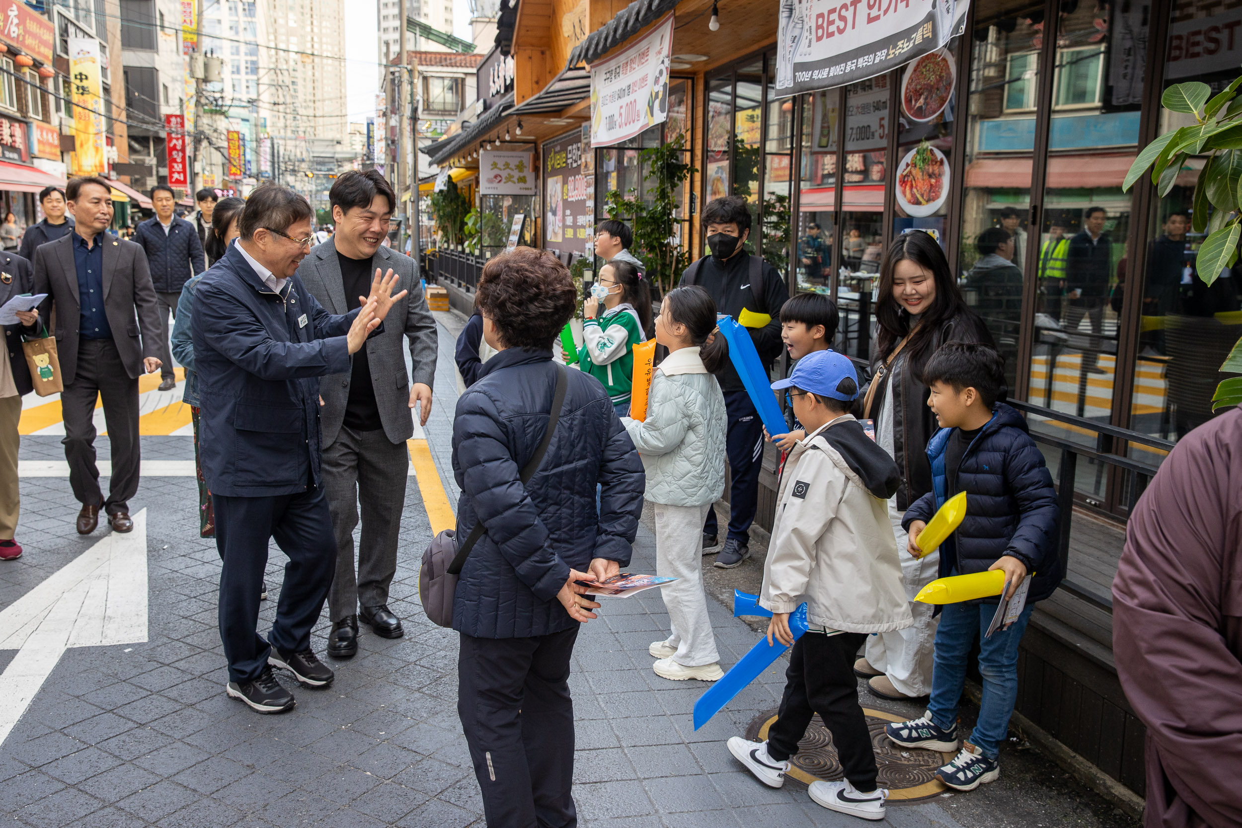 20251022-제8회 건대양꼬치거리 음식문화축제 20251022-64989_L_172935.jpg