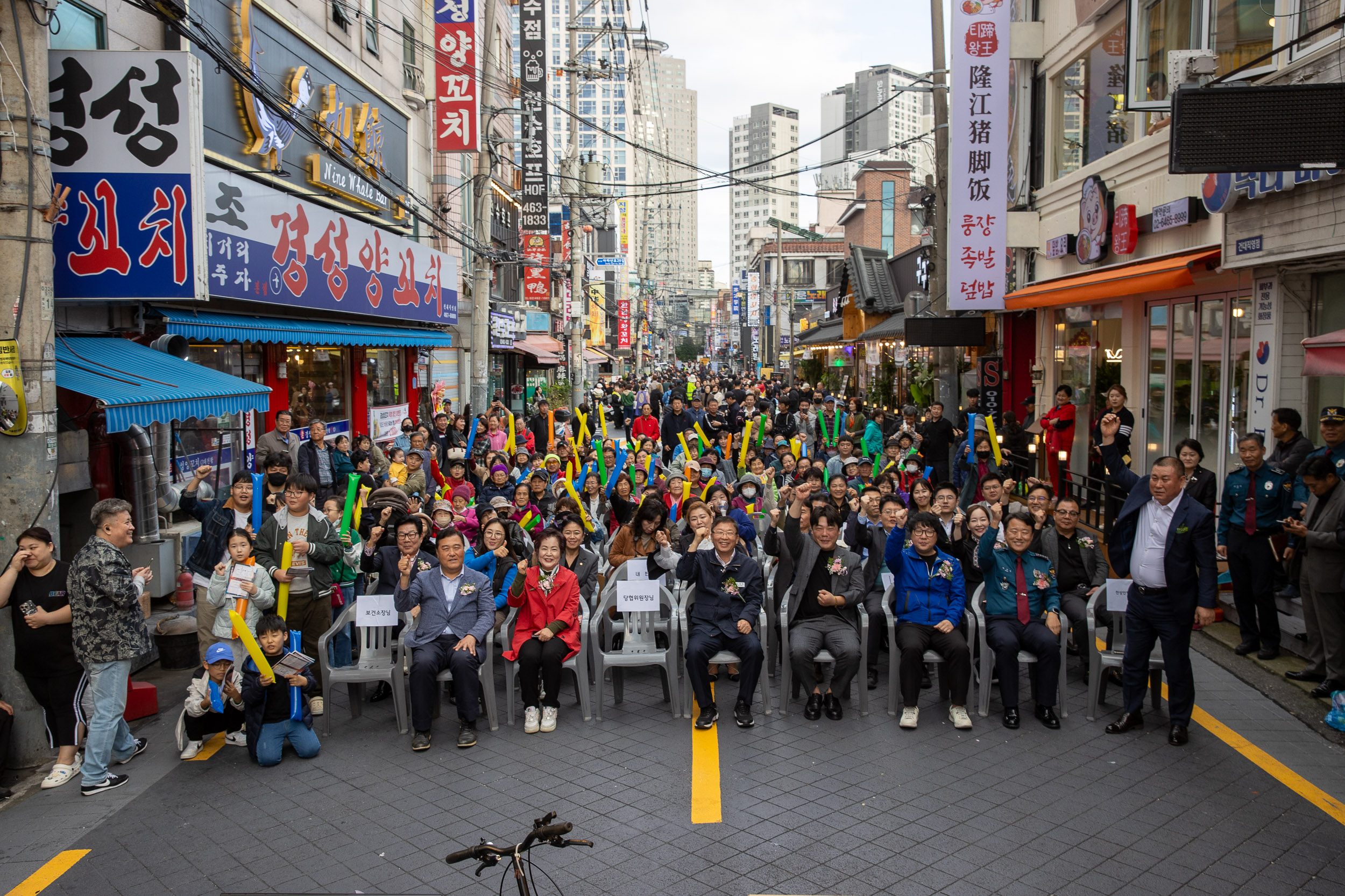20251022-제8회 건대양꼬치거리 음식문화축제 20251022-65372_L_172938.jpg