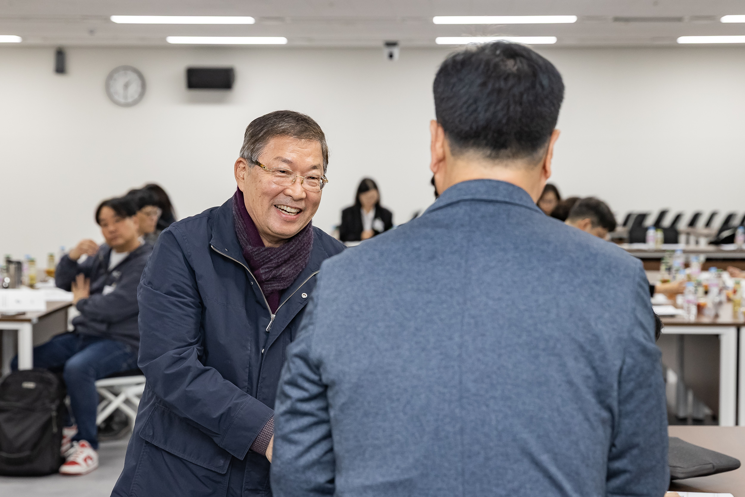 20251107-공약이행점검 주민배심원 위촉장 수여 20251107-1530_L_202000.jpg