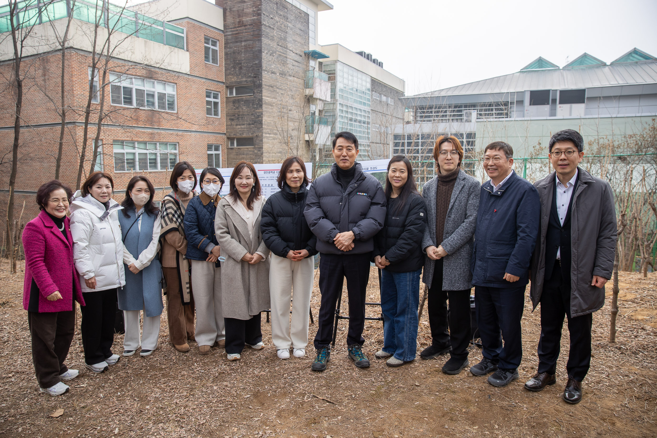 20260213-서울시장 광진구 주요 현장방문-자양전통시장, 어린이병원부지, 생활체육시설 부지 방문 20260213-2831_L_122429.jpg
