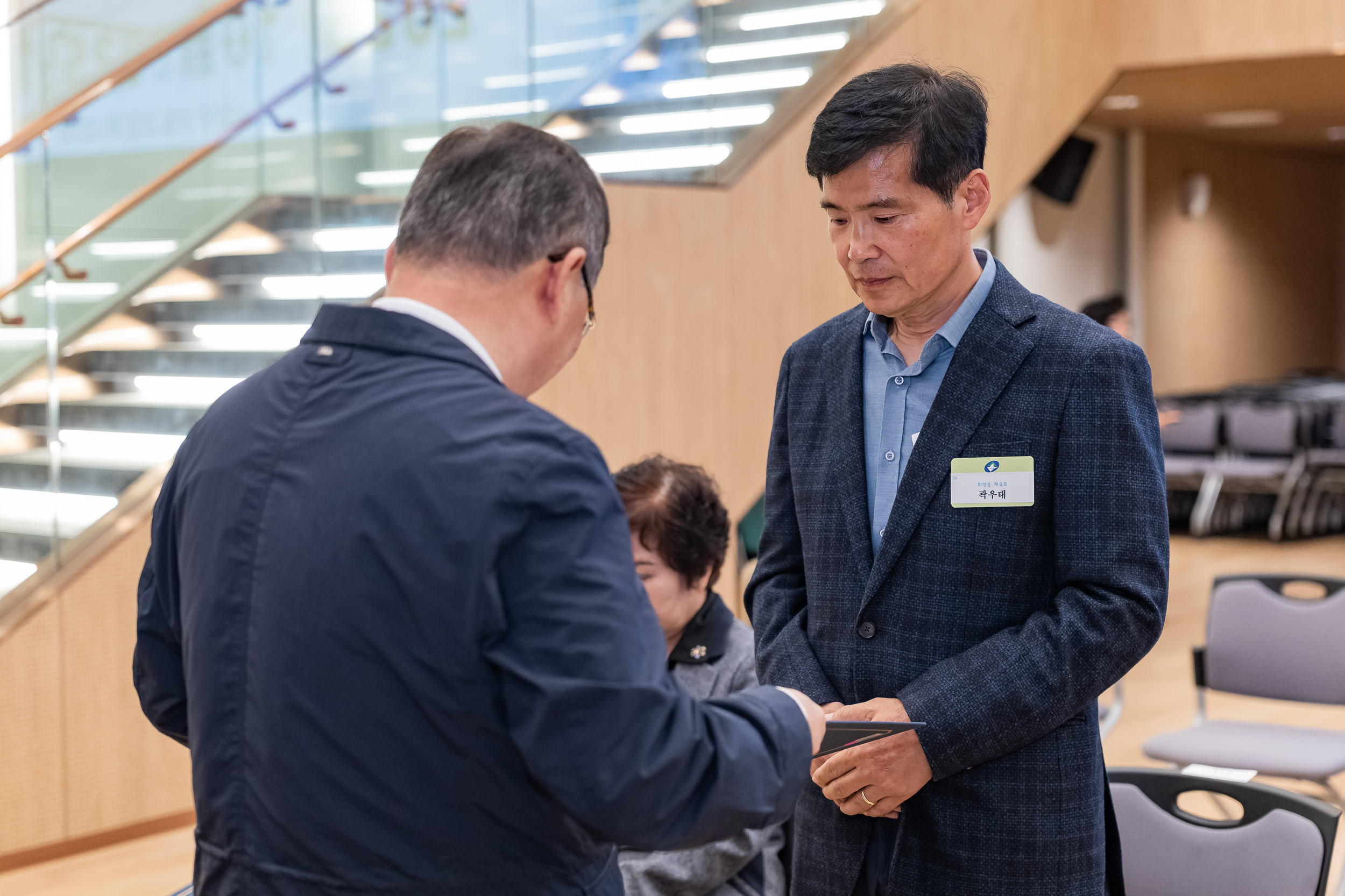 20251028-2025년 10월 정기 구민표창 수여식 20251028-73216_L_182442.jpg