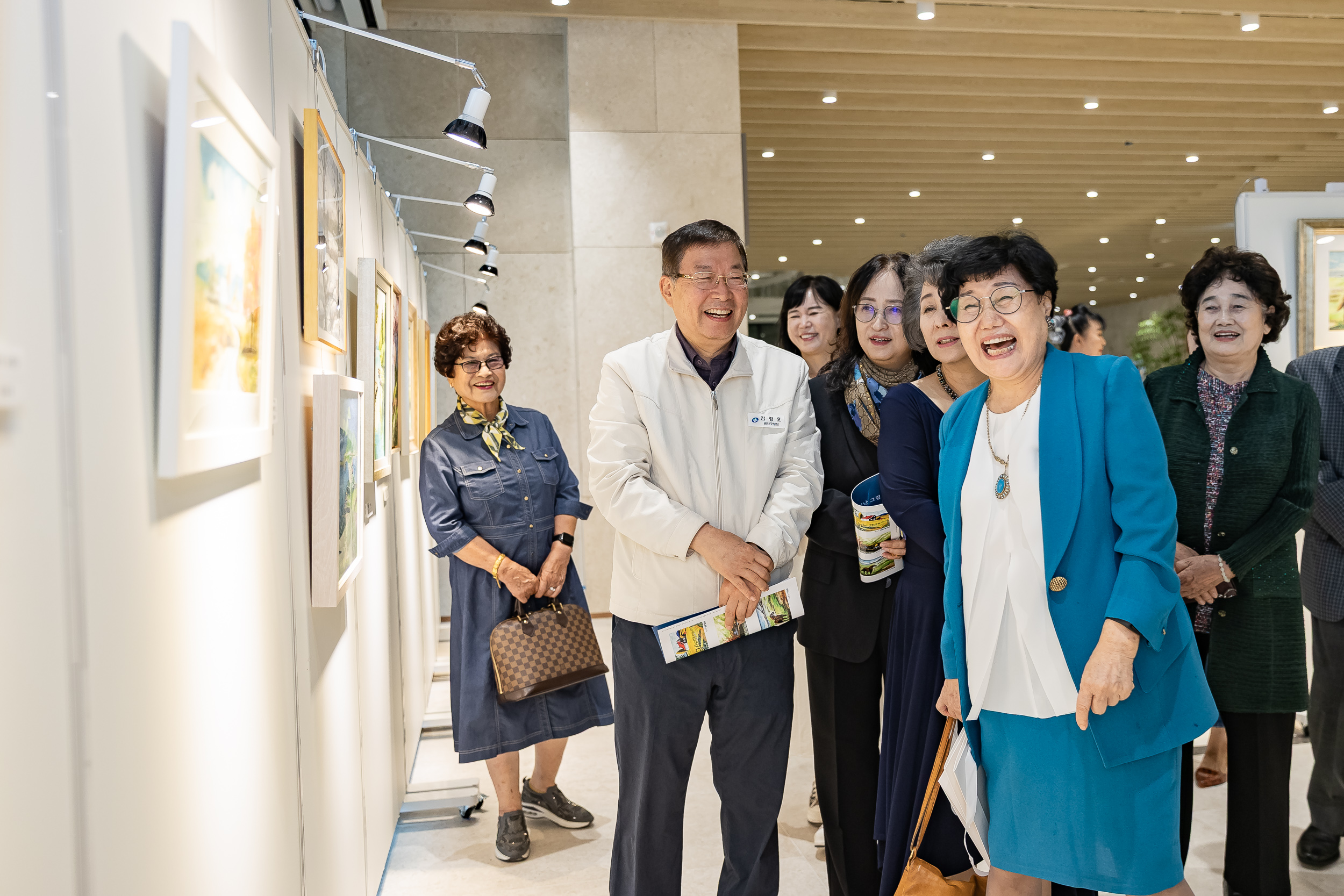 20251010-광진노인종합복지관 수채화동아리 갤러리 전시회 20251010-52906_L_153652.jpg