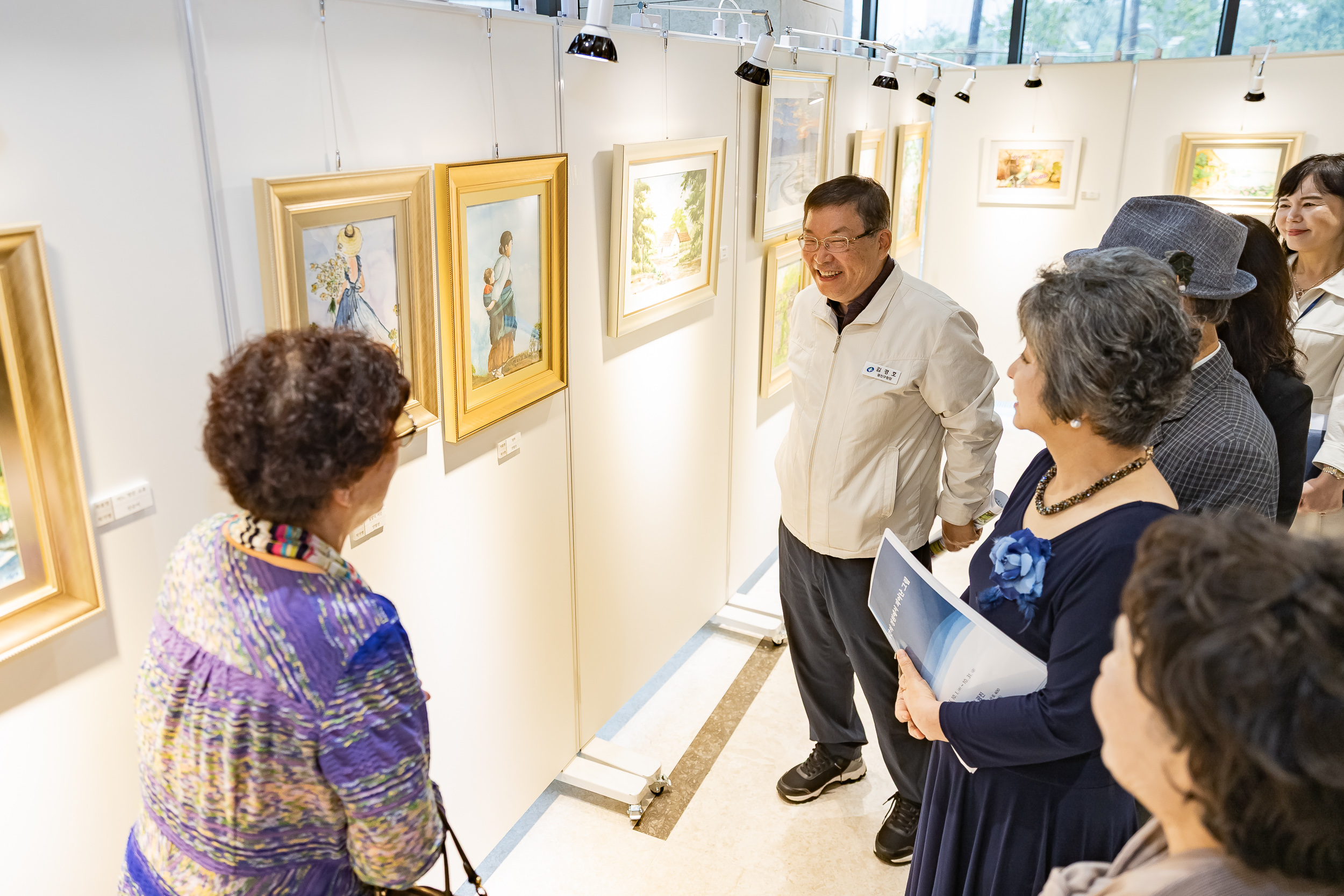 20251010-광진노인종합복지관 수채화동아리 갤러리 전시회 20251010-52918_L_153652.jpg