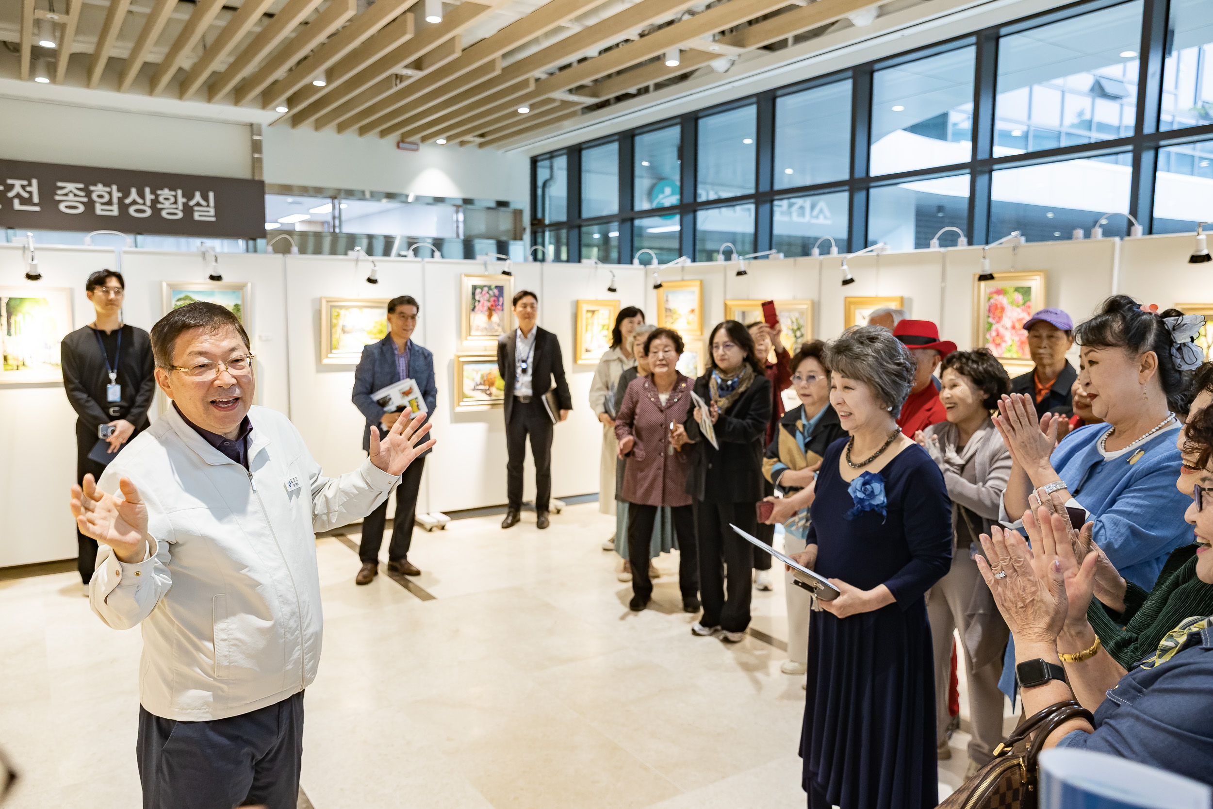20251010-광진노인종합복지관 수채화동아리 갤러리 전시회 20251010-53106_L_153653.jpg
