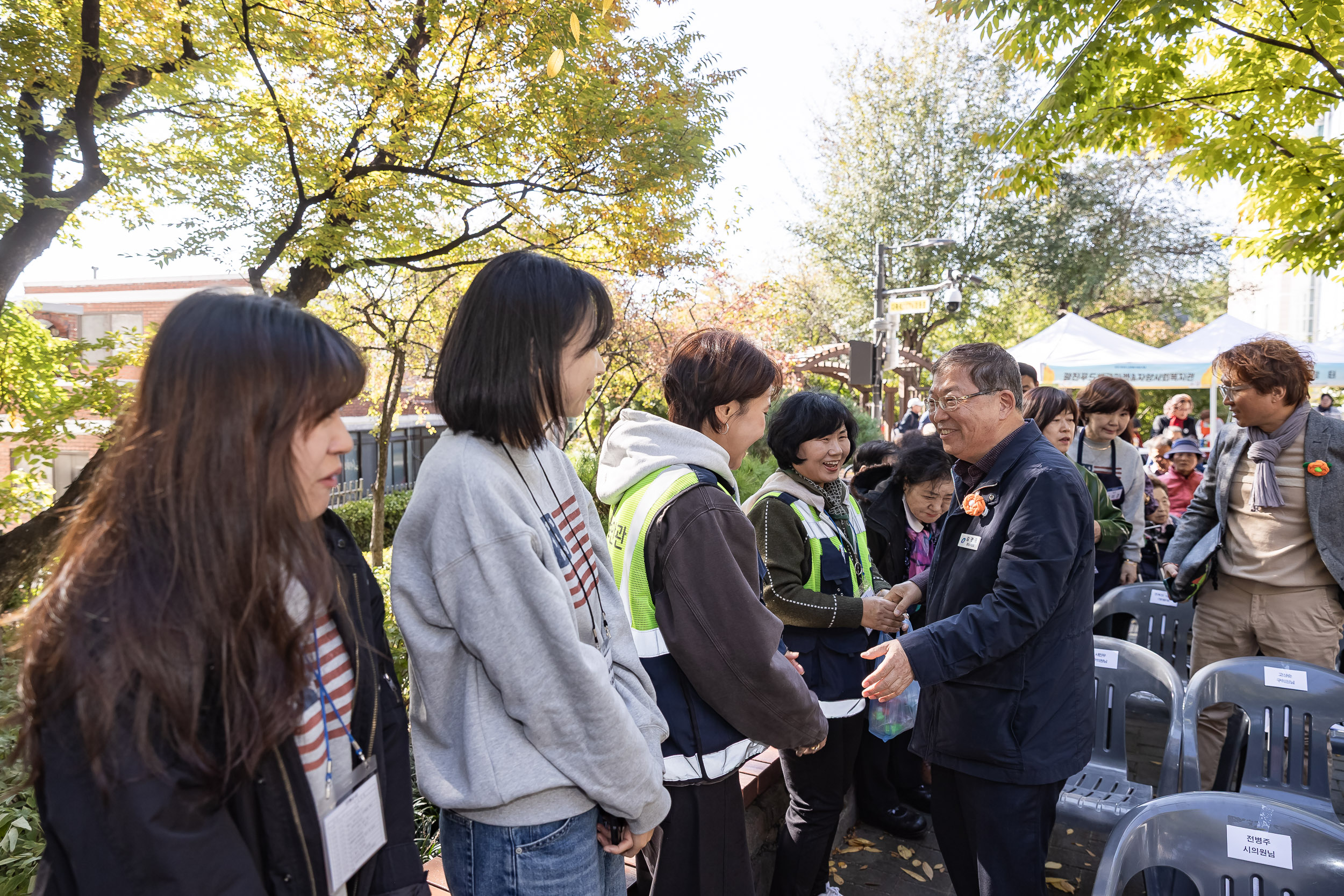 20251101-제12회 느티마을 한마당 20251101-79818_L_091819.jpg