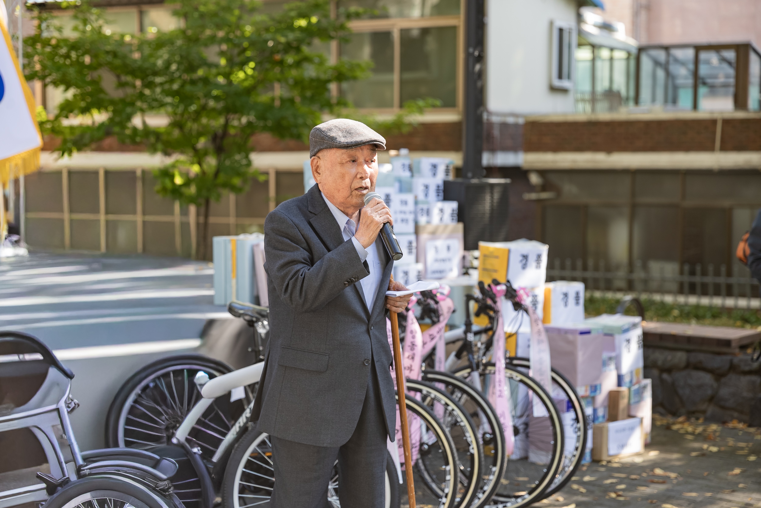 20251101-제12회 느티마을 한마당 20251101-80311_L_091822.jpg