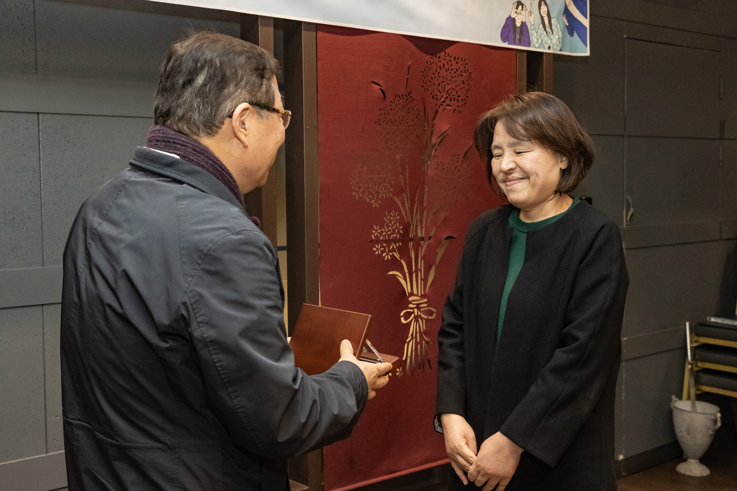 20251219-2025년 하반기 퇴임직원 상패 수여 20251219-41463_L_155014.jpg