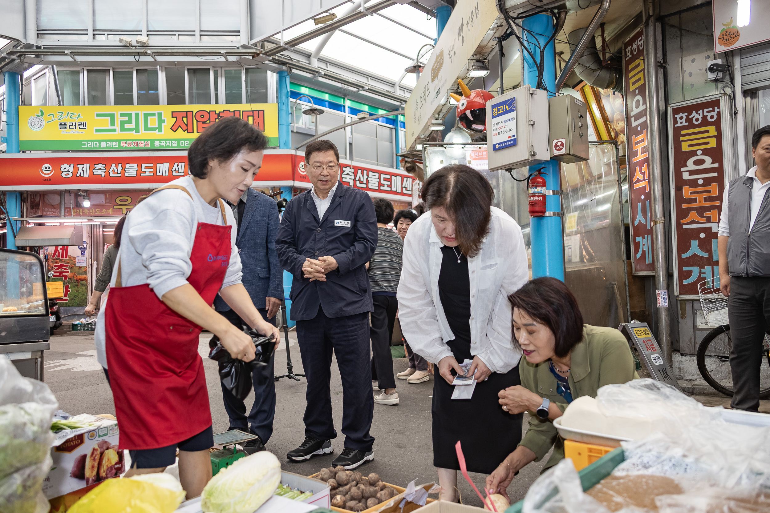 20250925-추석맞이 전통시장 장보기 20250925-43312_L_080032.jpg