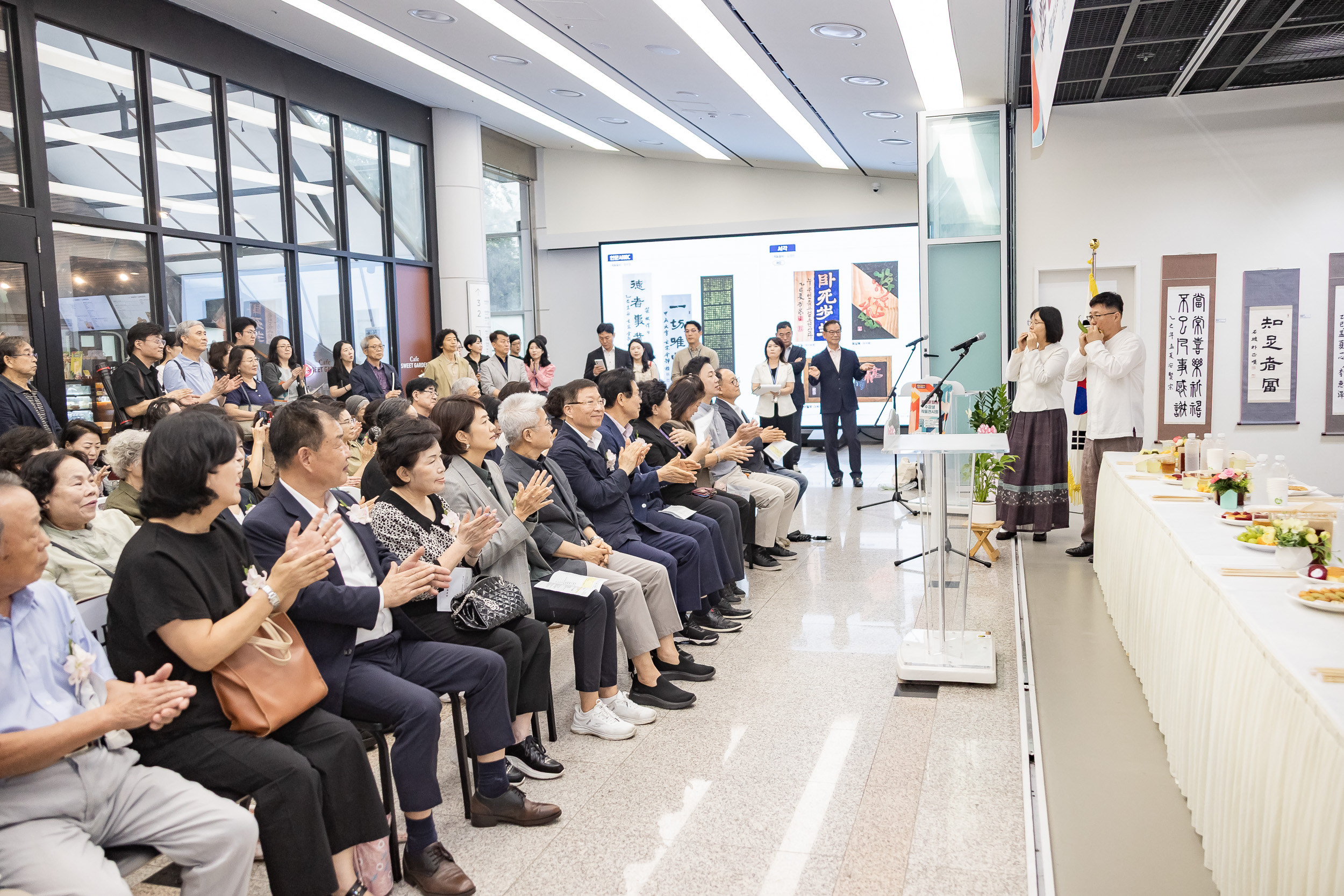 20250924-광진문화원 수강생 작품 전시회 20250924-41371_L_161937.jpg