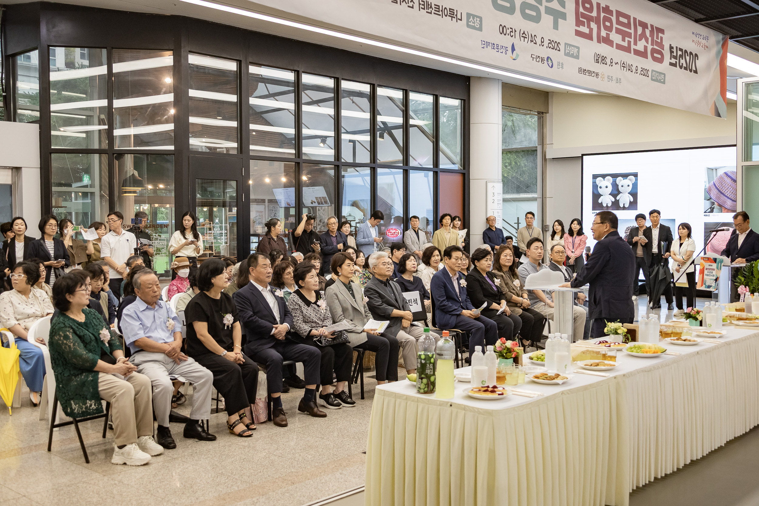 20250924-광진문화원 수강생 작품 전시회 20250924-41544_L_161938.jpg