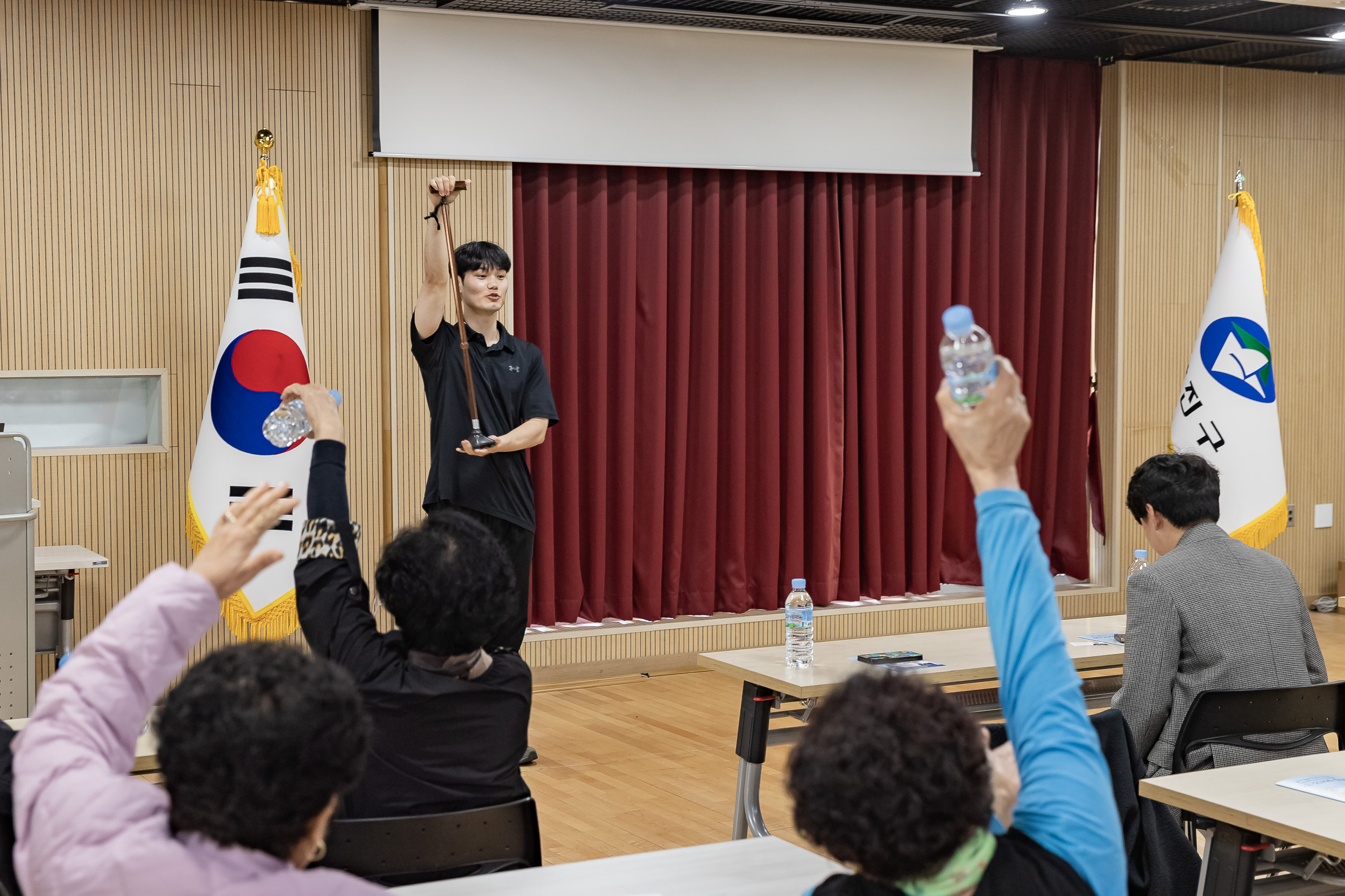 20251104-군자동 스포츠정형외과 건강강좌 20251104-0127_L_104059.jpg