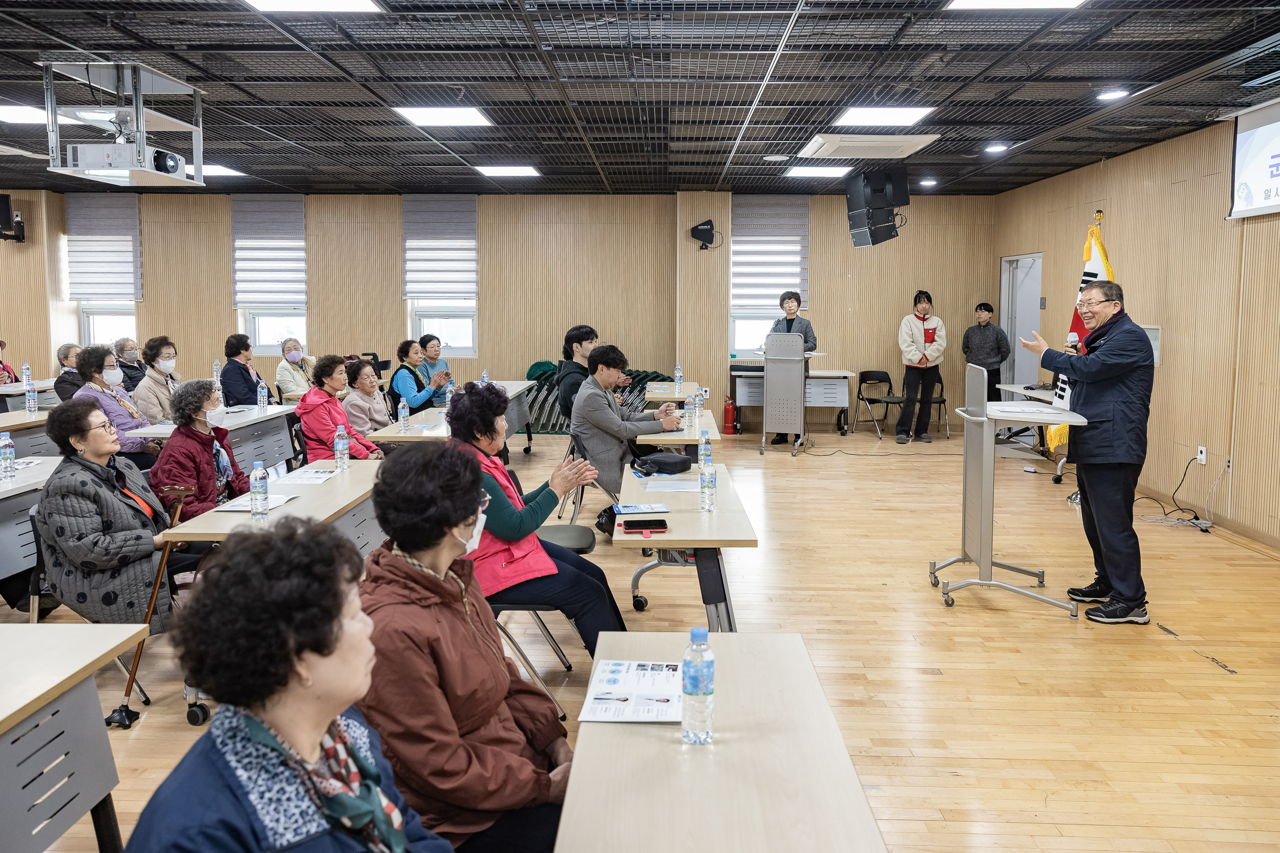 20251104-군자동 스포츠정형외과 건강강좌 20251104-0041_L_104058.jpg