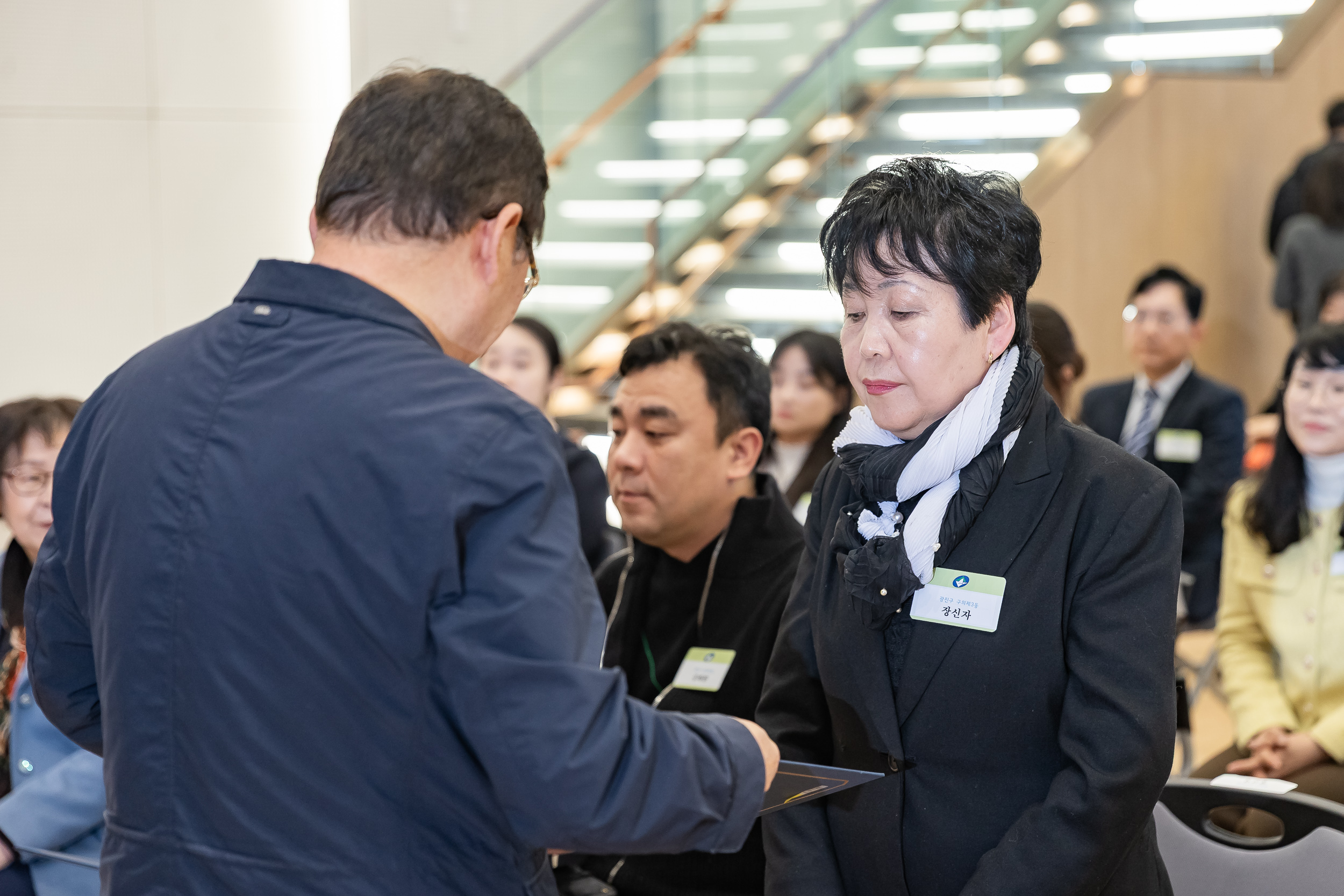 20251126-2025년 11월 정기 구민표창 수여식 20251126-15178_L_192536.jpg