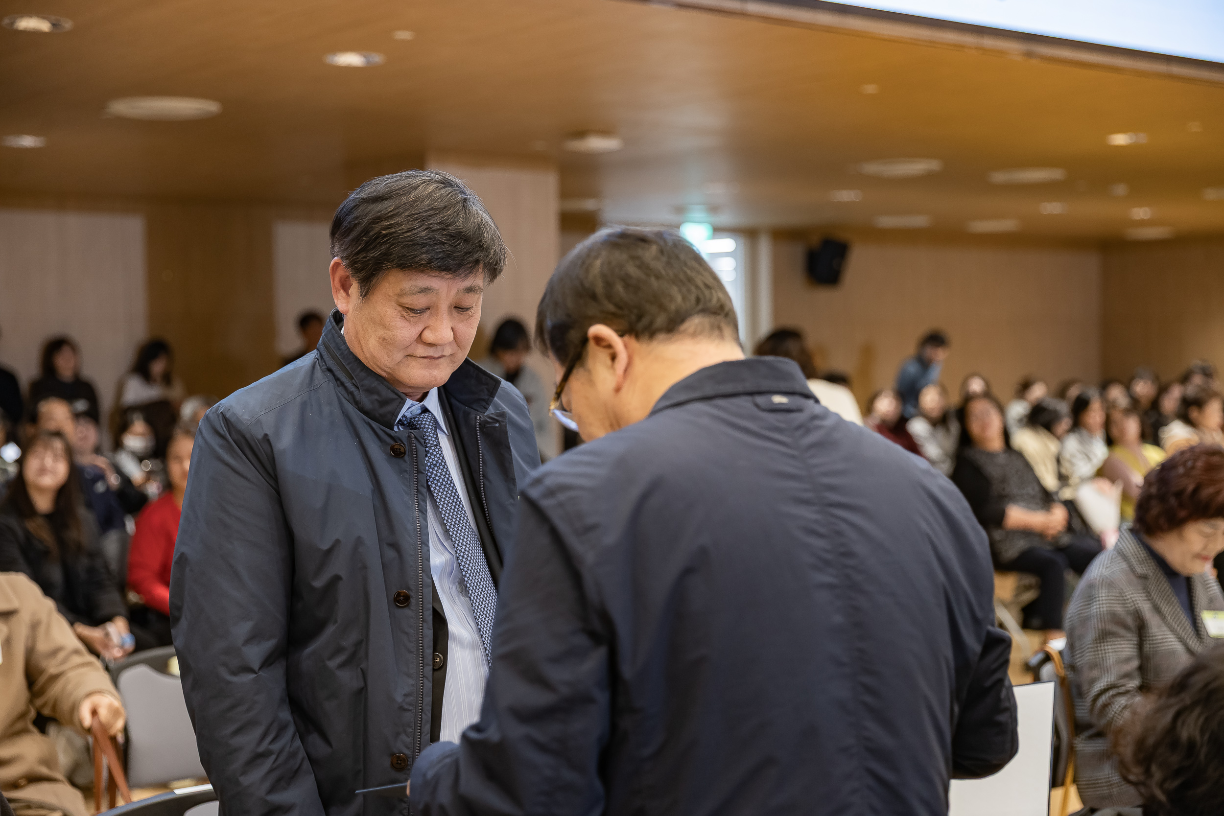 20251126-2025년 11월 정기 구민표창 수여식 20251126-16056_L_192548.jpg