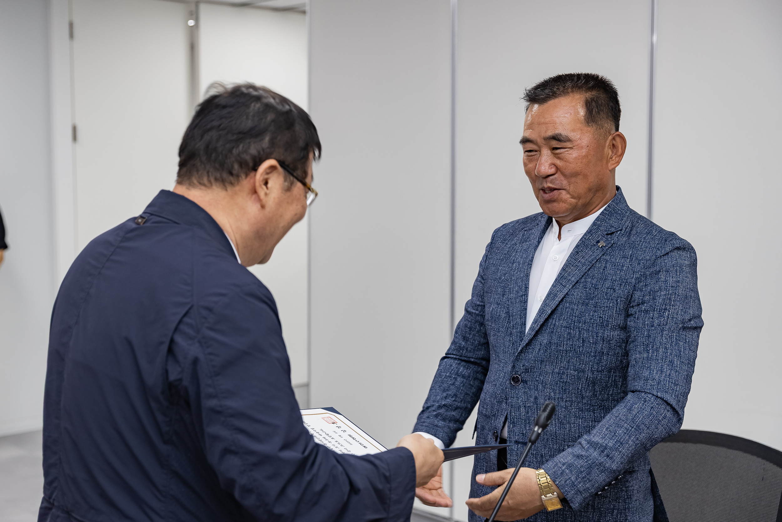 20250908-중랑천 수해복구 유공자 표창 수여 및 차담회 20250908-19744_G_171204.jpg