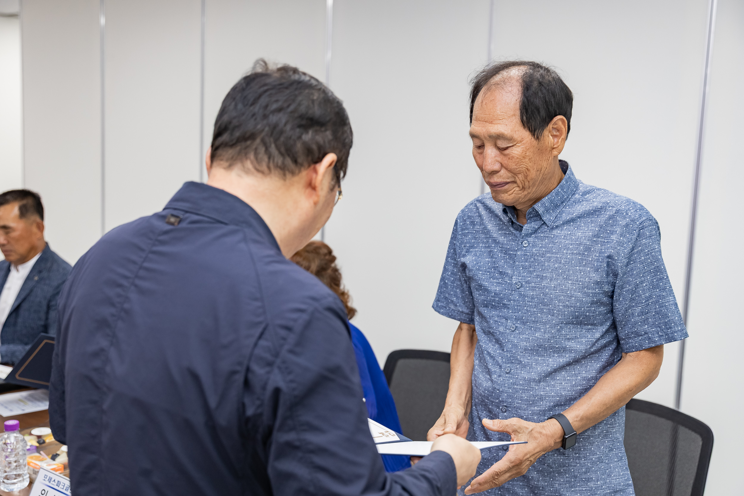 20250908-중랑천 수해복구 유공자 표창 수여 및 차담회 20250908-19774_G_171204.jpg