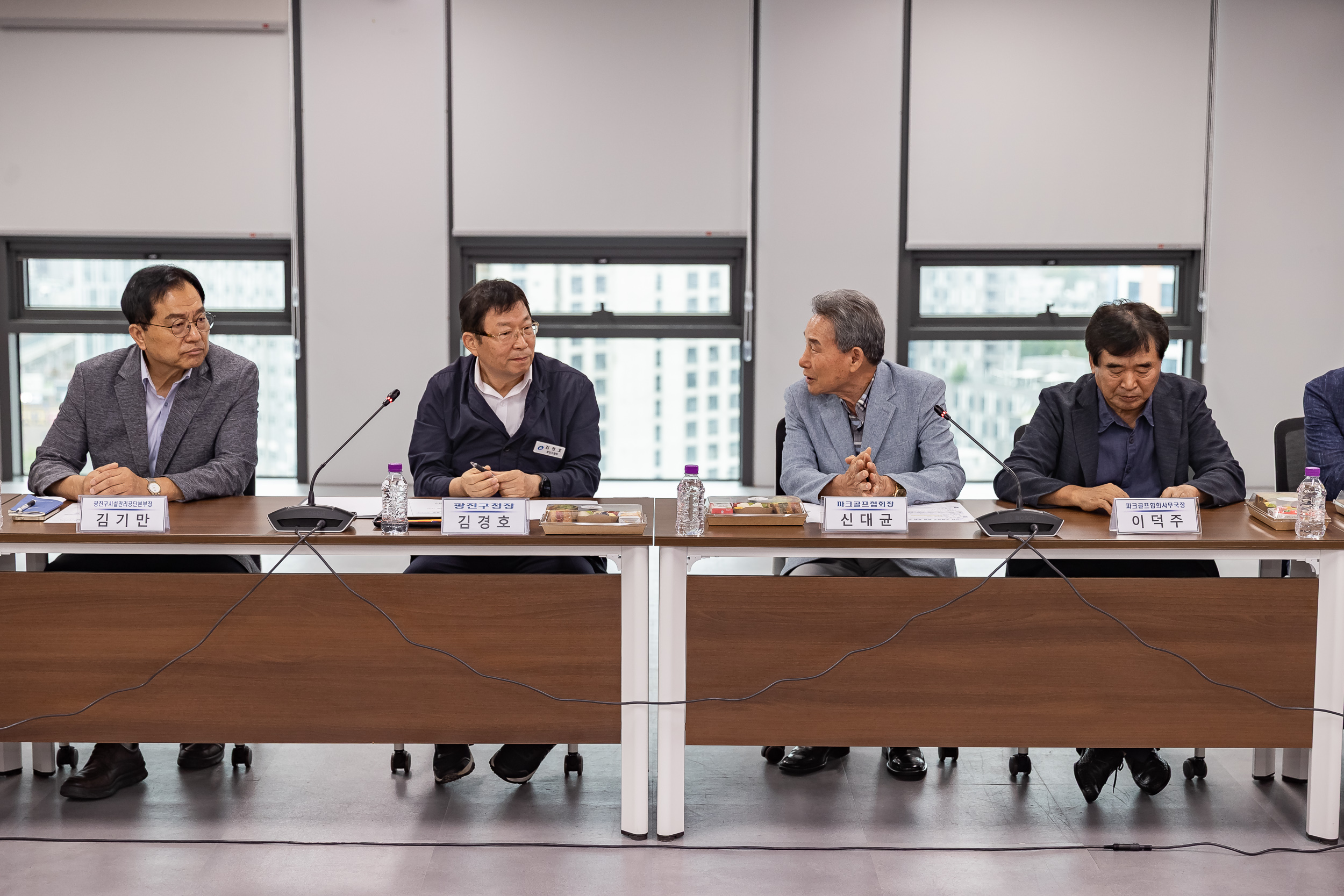 20250908-중랑천 수해복구 유공자 표창 수여 및 차담회 20250908-19851_G_171204.jpg