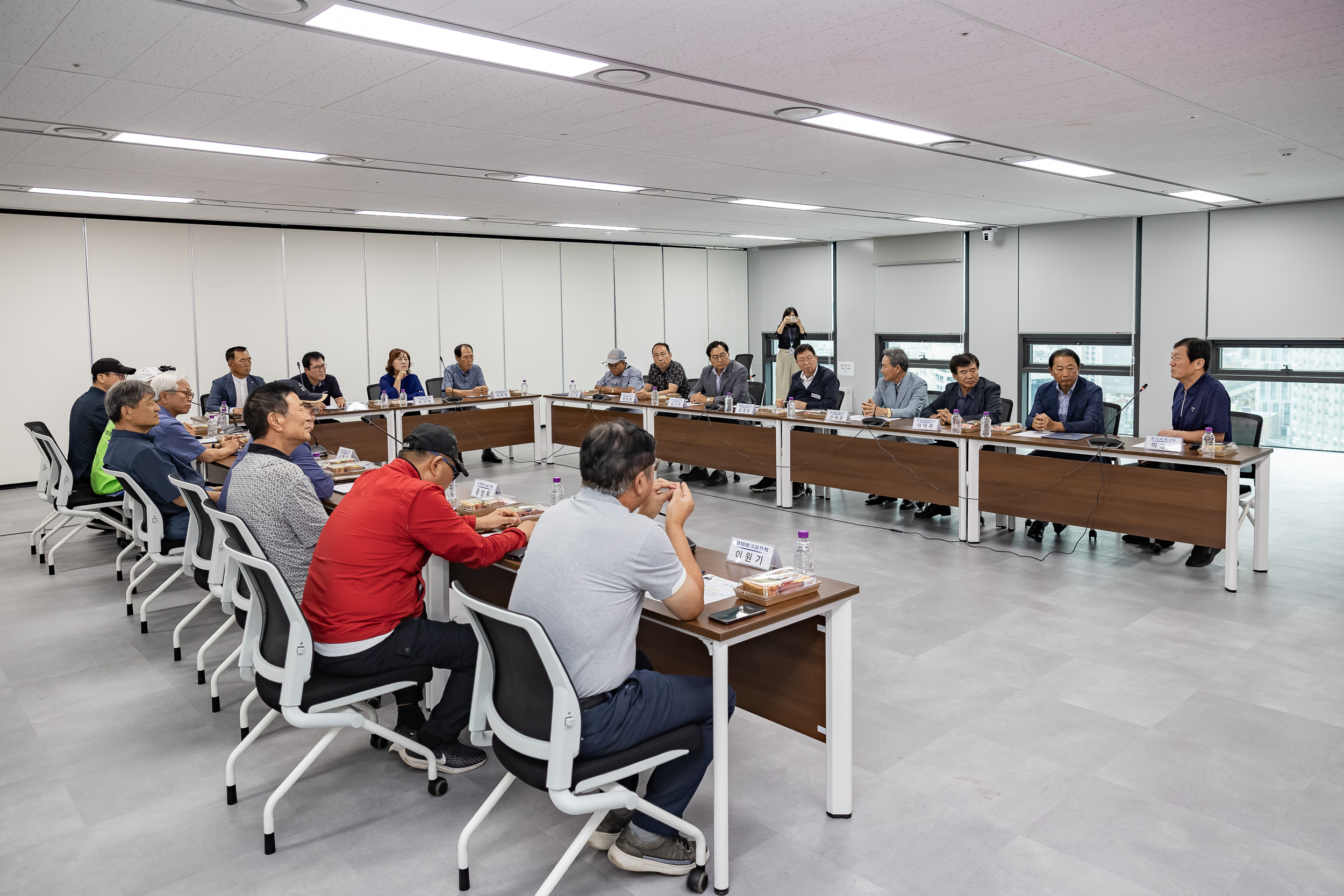 20250908-중랑천 수해복구 유공자 표창 수여 및 차담회 20250908-19857_G_171204.jpg