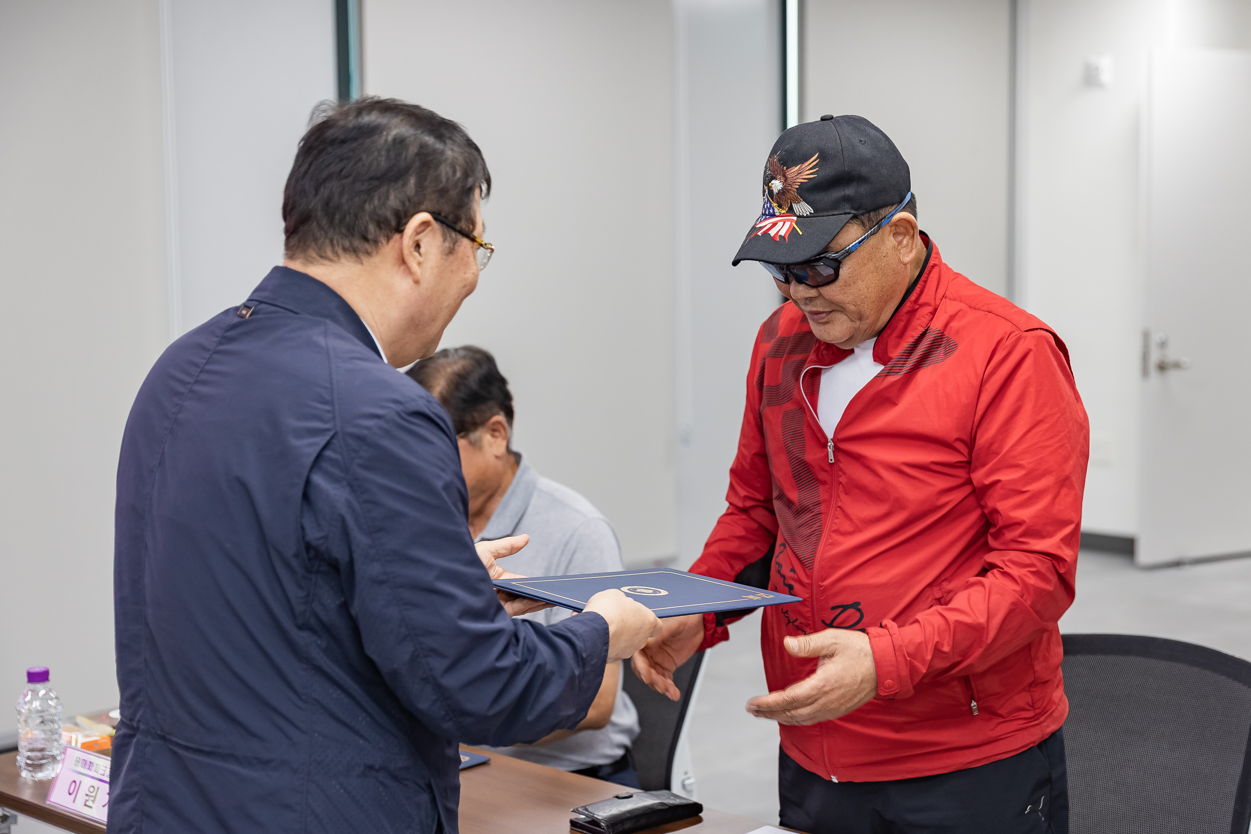 20250908-중랑천 수해복구 유공자 표창 수여 및 차담회 20250908-19677_G_171204.jpg