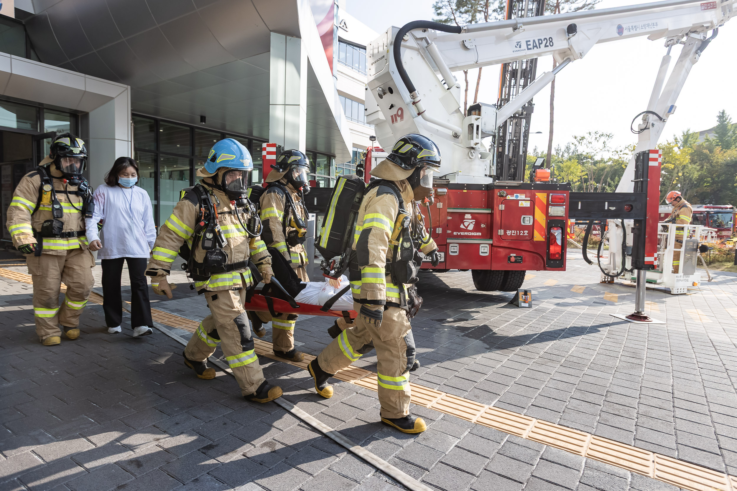 20251029-재난대응 안전한국훈련 긴급구조 종합훈련 20251029-75949_L_121240.jpg