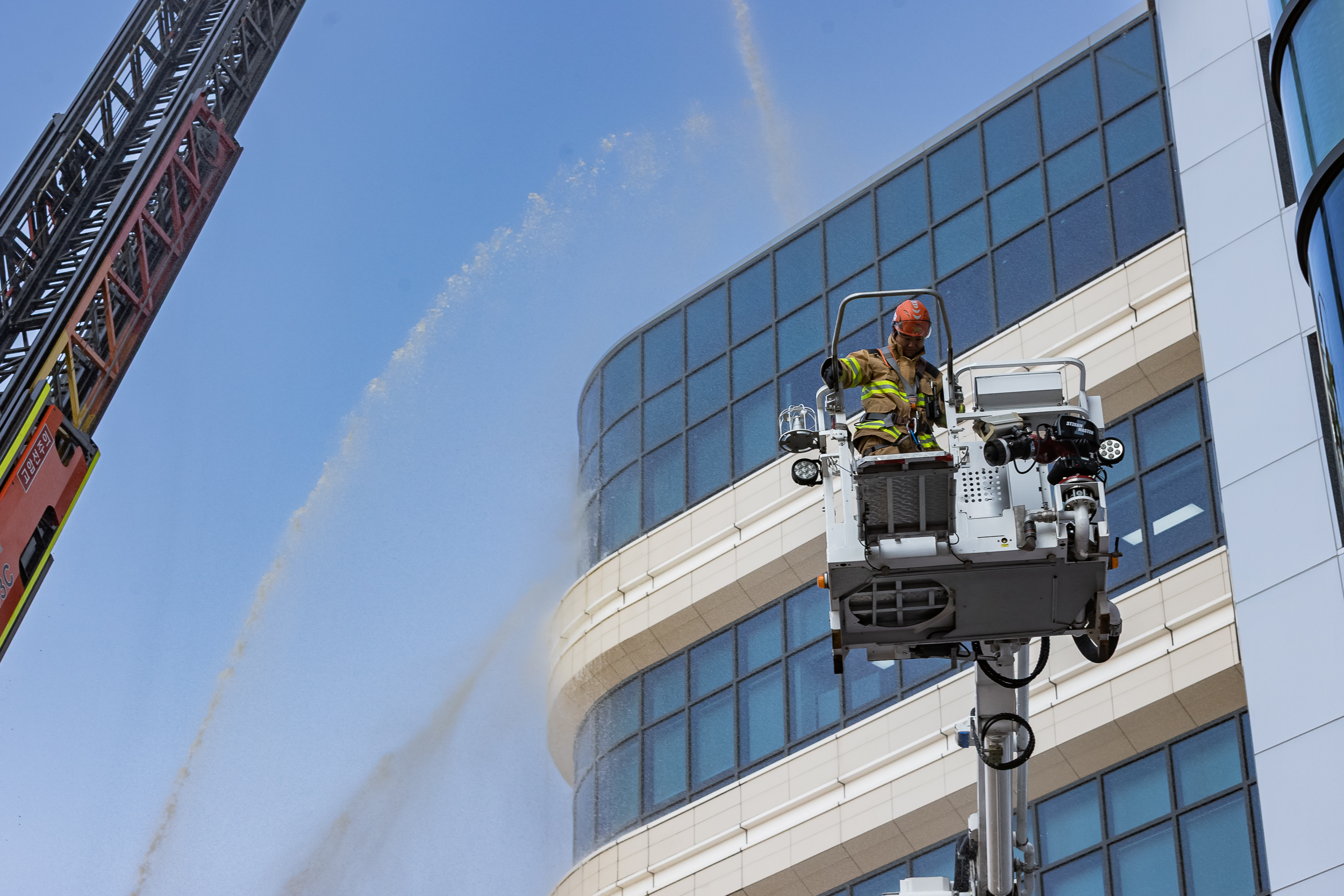 20251029-재난대응 안전한국훈련 긴급구조 종합훈련 20251029-74785_L_121234.jpg