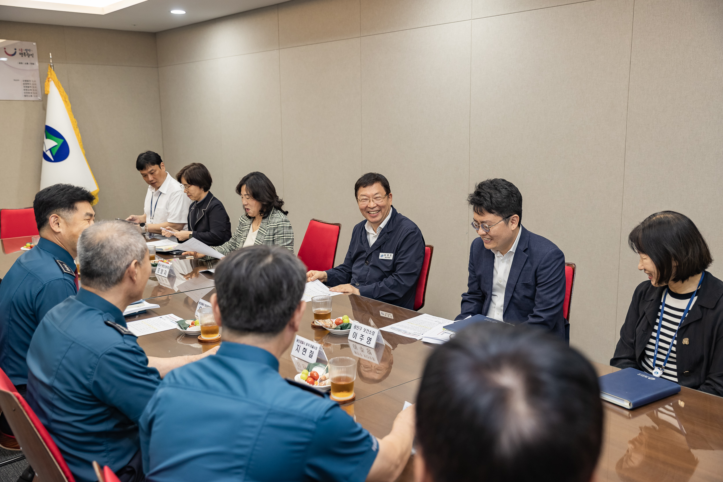 20250915-광진구 응급대응 체계 개선 감사패전달 현장경찰관 직원대표 방문 20250915-27667_G_170901.jpg