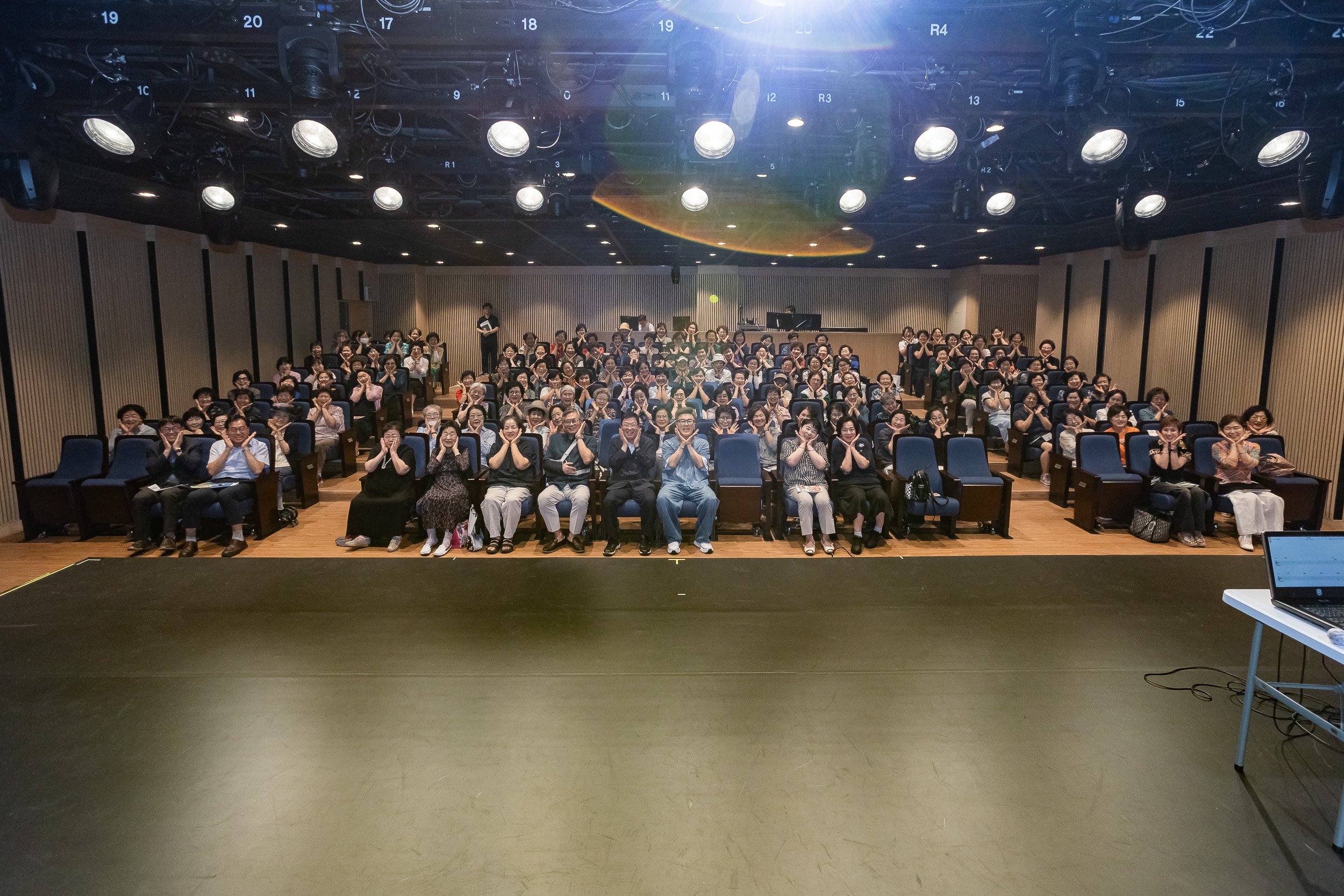 20250908-광진문화예술회관 소통 투어 20250908-19502_G_171055.jpg