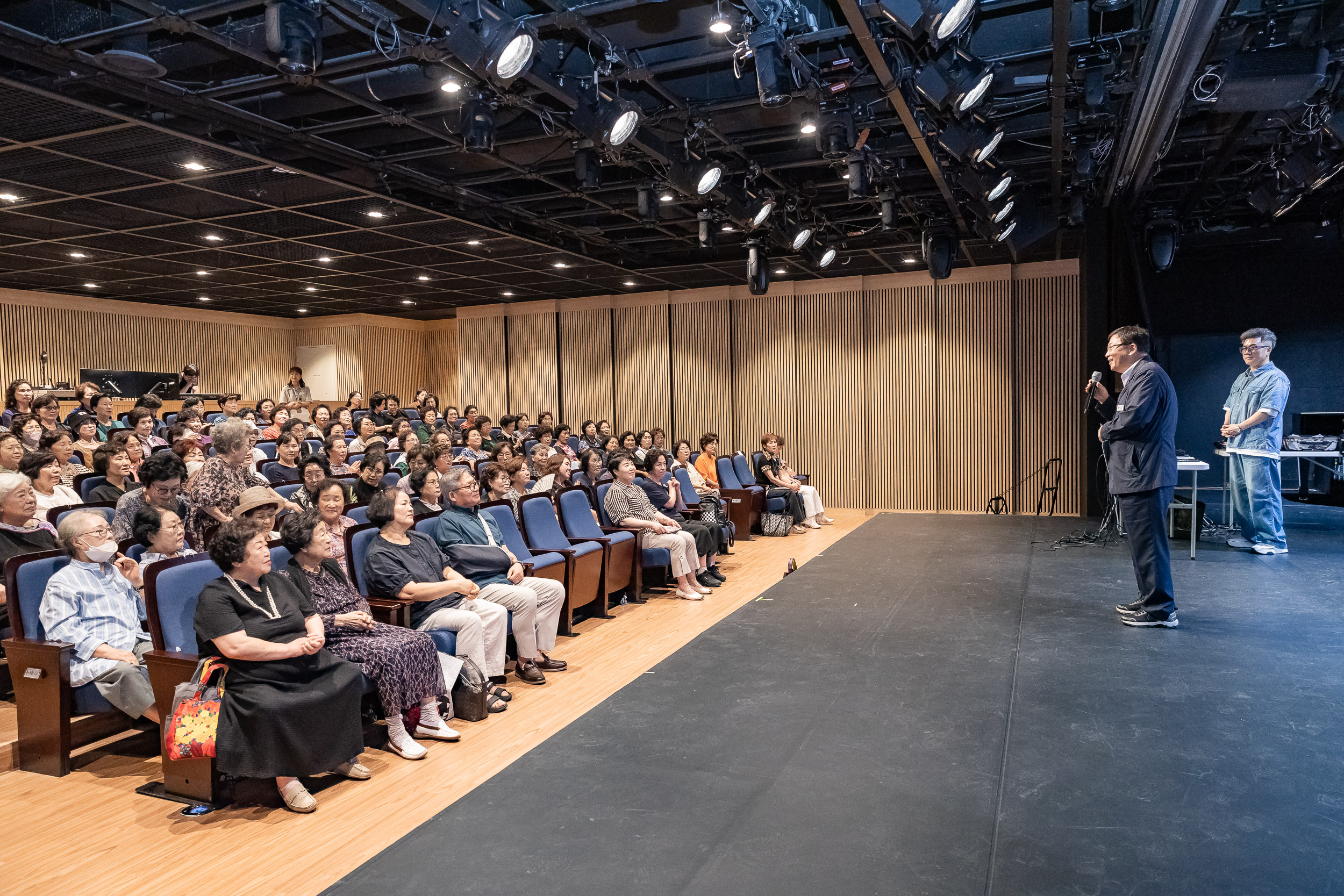 20250908-광진문화예술회관 소통 투어 20250908-19367_G_171054.jpg