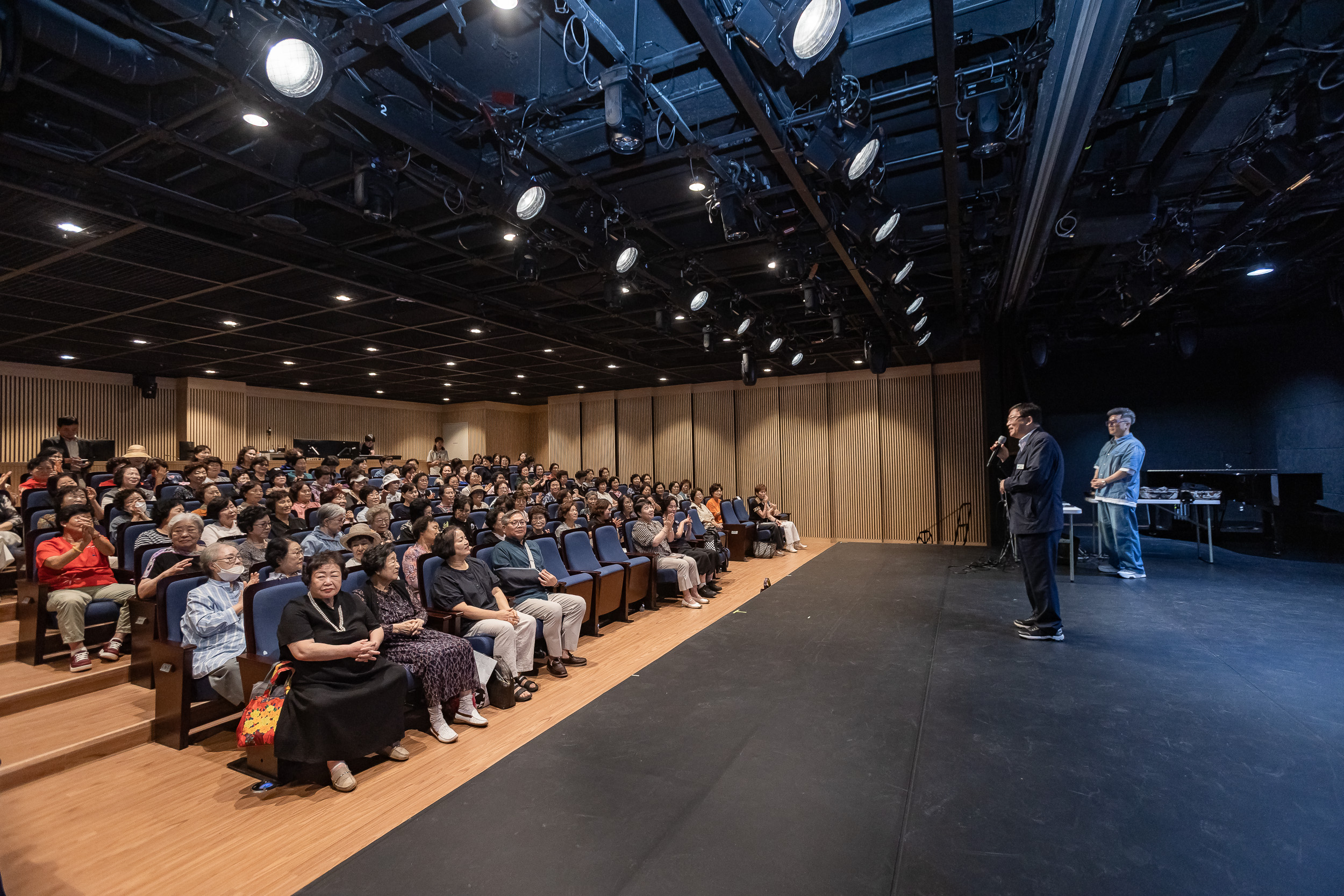 20250908-광진문화예술회관 소통 투어 20250908-19370_G_171054.jpg