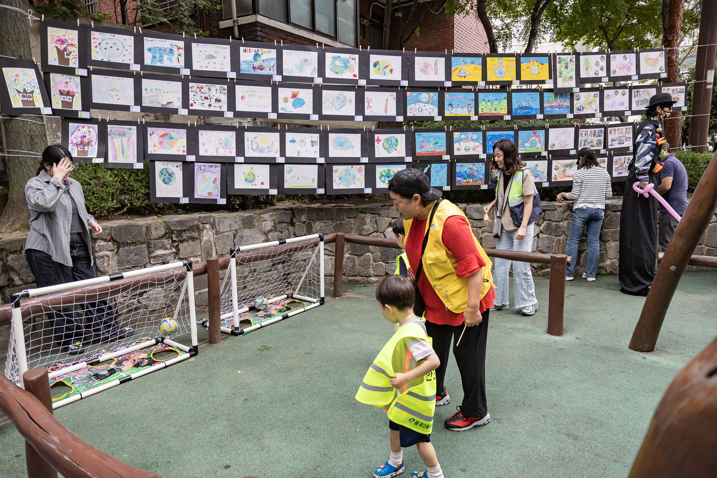 20250919-중곡2동 어린이 알뜰한마당 20250919-32083_L_184737.jpg
