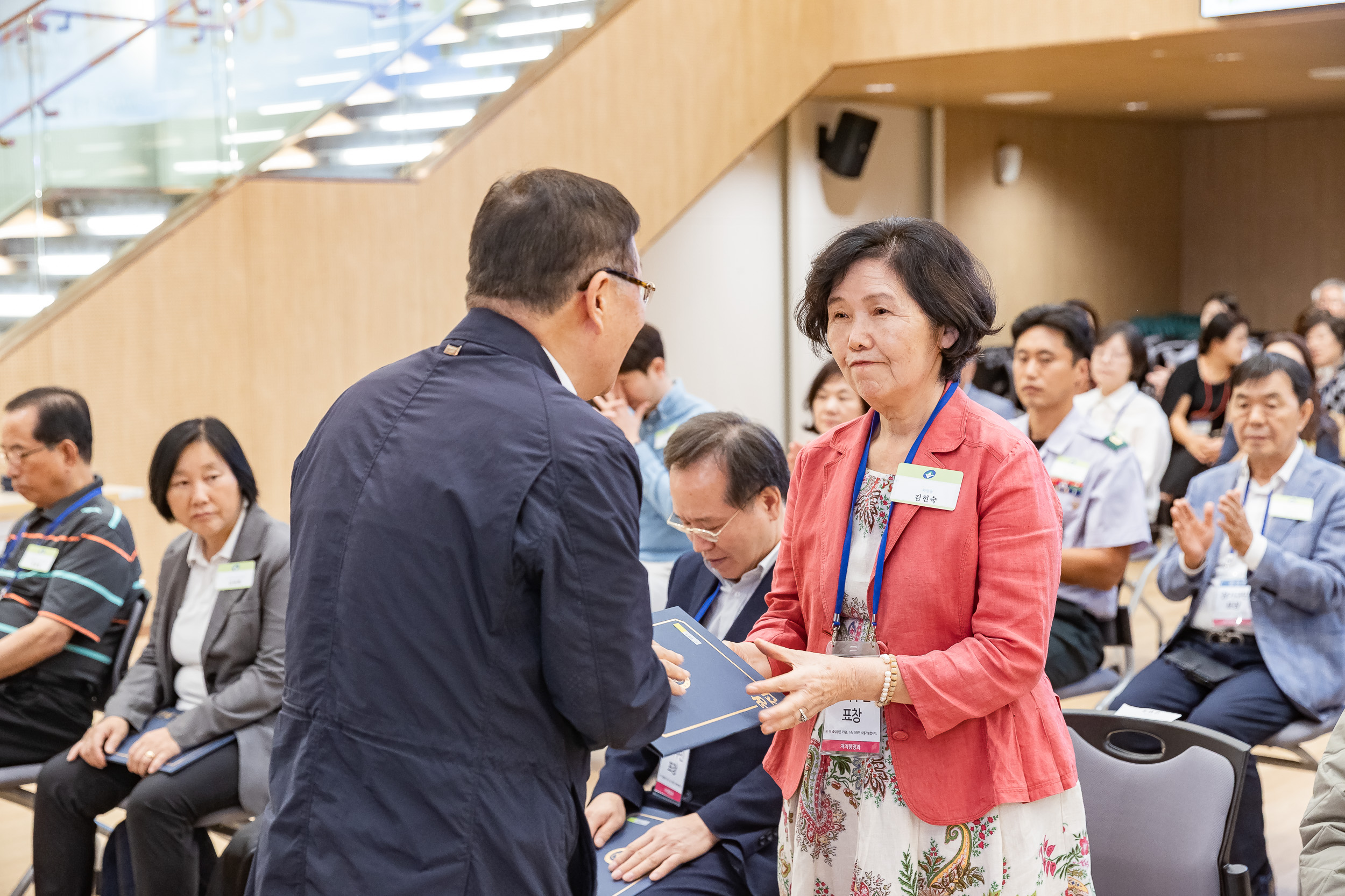 20250923-2025년 9월 정기 구민표창 수여식 20250923-38589_L_161334.jpg